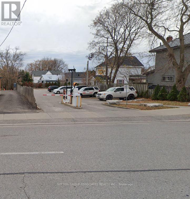 50 Dunedin Street, Orillia, Ontario  L3V 5T5 - Photo 6 - S12379549