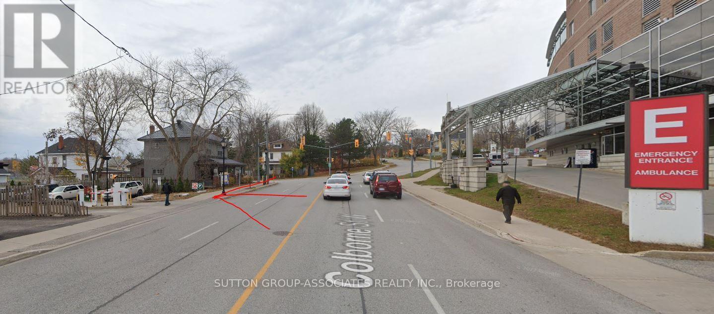 50 Dunedin Street, Orillia, Ontario  L3V 5T5 - Photo 8 - S12379549
