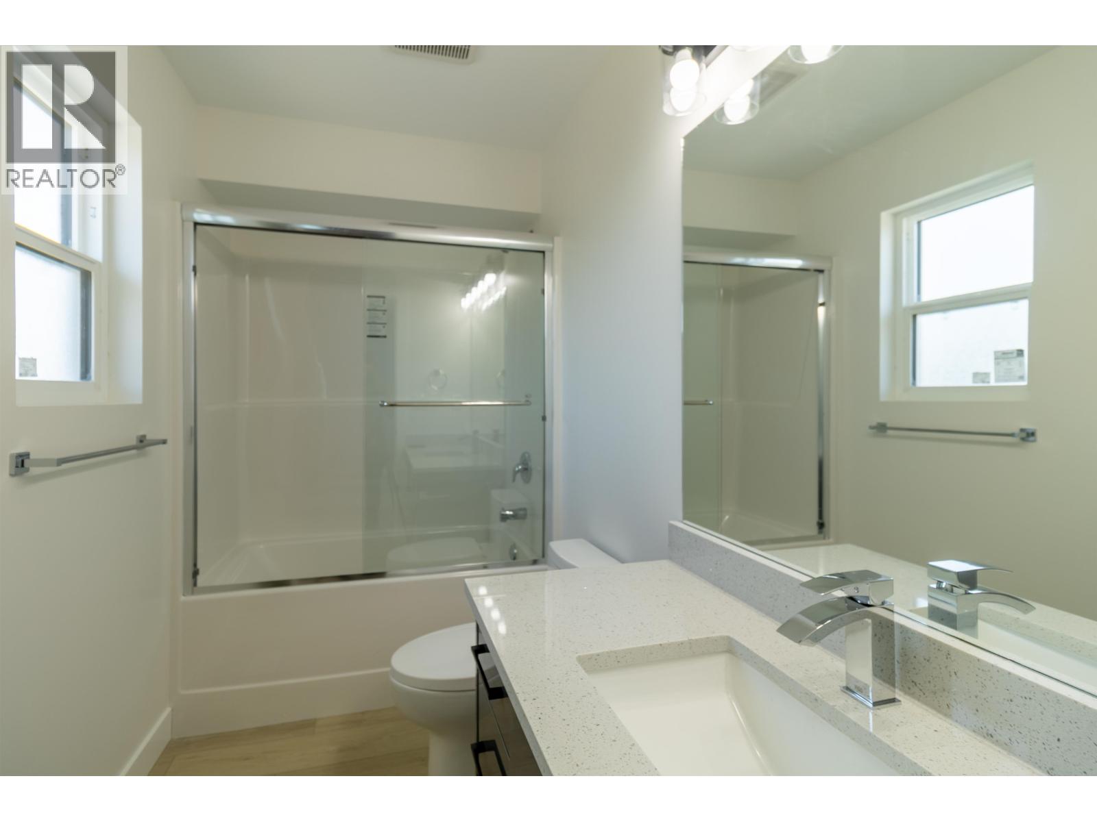 1980 12th Avenue, Prince George, British Columbia  V2M 1R9 - Photo 11 - R3041181