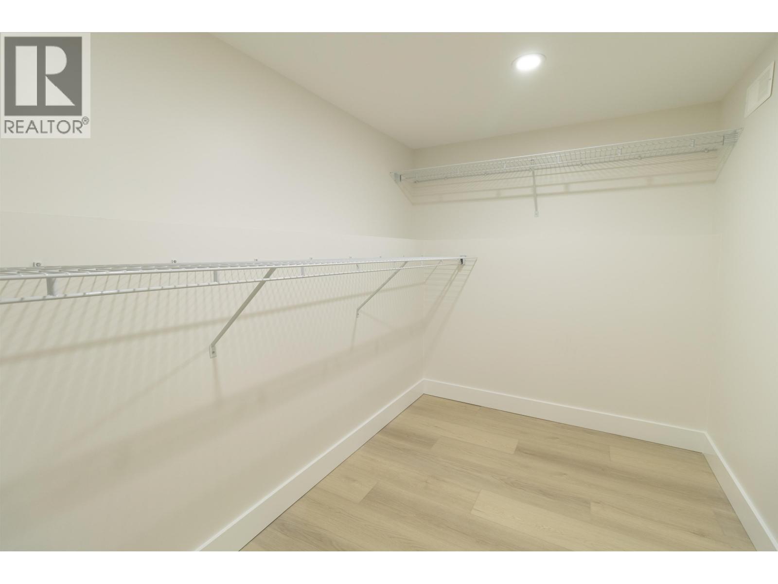 1980 12th Avenue, Prince George, British Columbia  V2M 1R9 - Photo 27 - R3041181