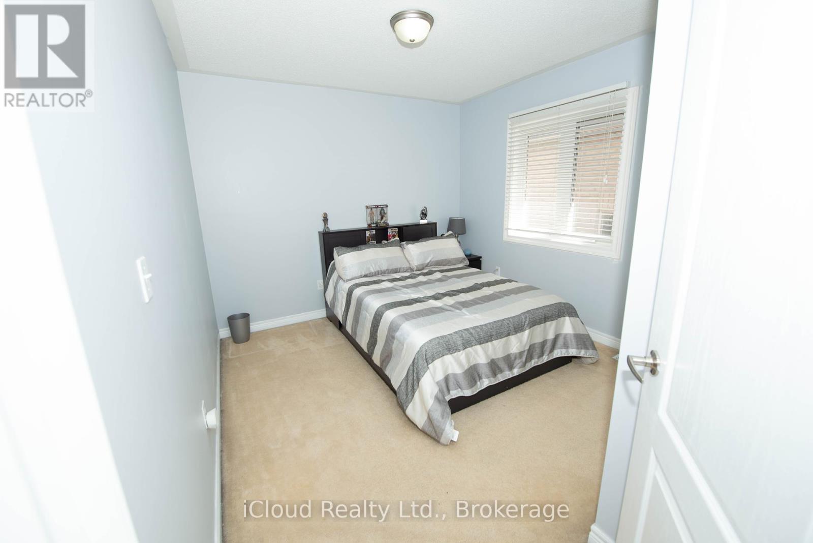 19 Fountainview Way, Brampton, Ontario  L6S 6K4 - Photo 14 - W12379551