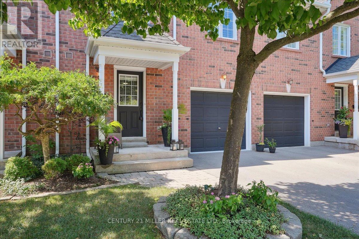Property at 4 - 5427 LAKESHORE ROAD image 3
