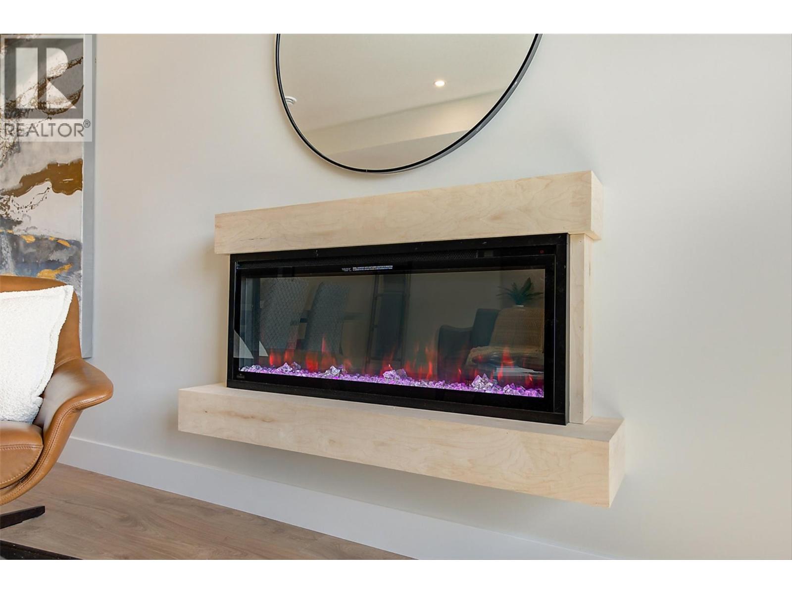 Photo 9 at 732 Coopland Crescent 1, Kelowna South, Kelowna Photo 9 at 732 Coopland Crescent 1, Kelowna South, Kelowna