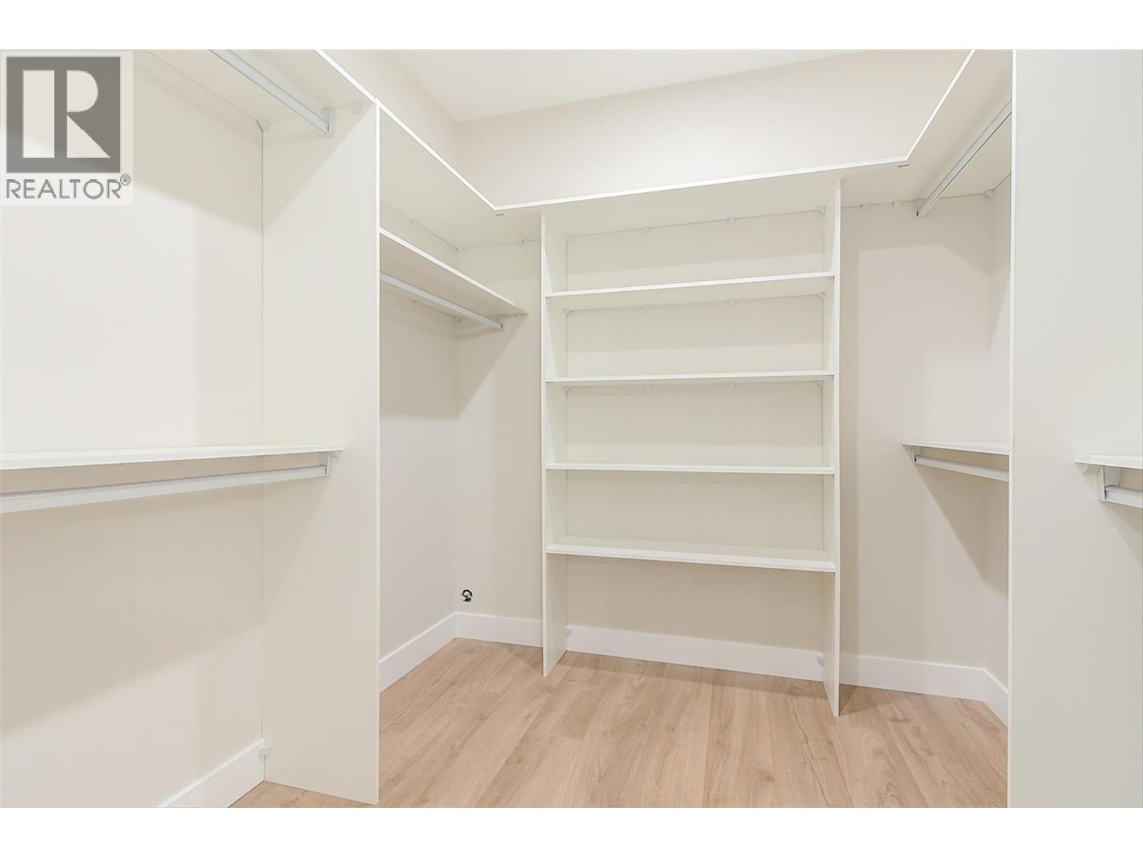 Photo 36 at 732 Coopland Crescent 1, Kelowna South, Kelowna Photo 36 at 732 Coopland Crescent 1, Kelowna South, Kelowna