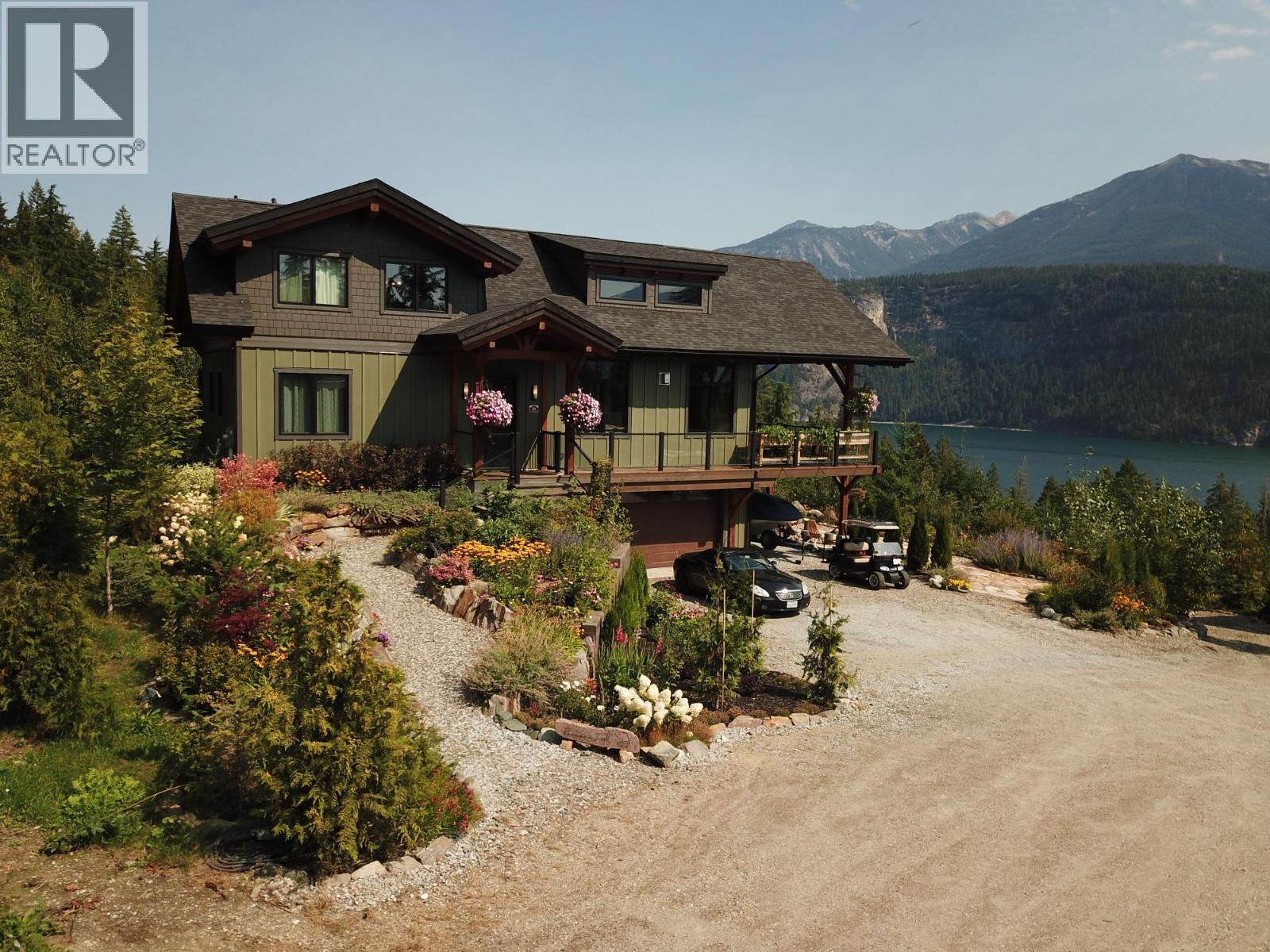 26 BIRCHGROVE Bend, Kaslo, British Columbia