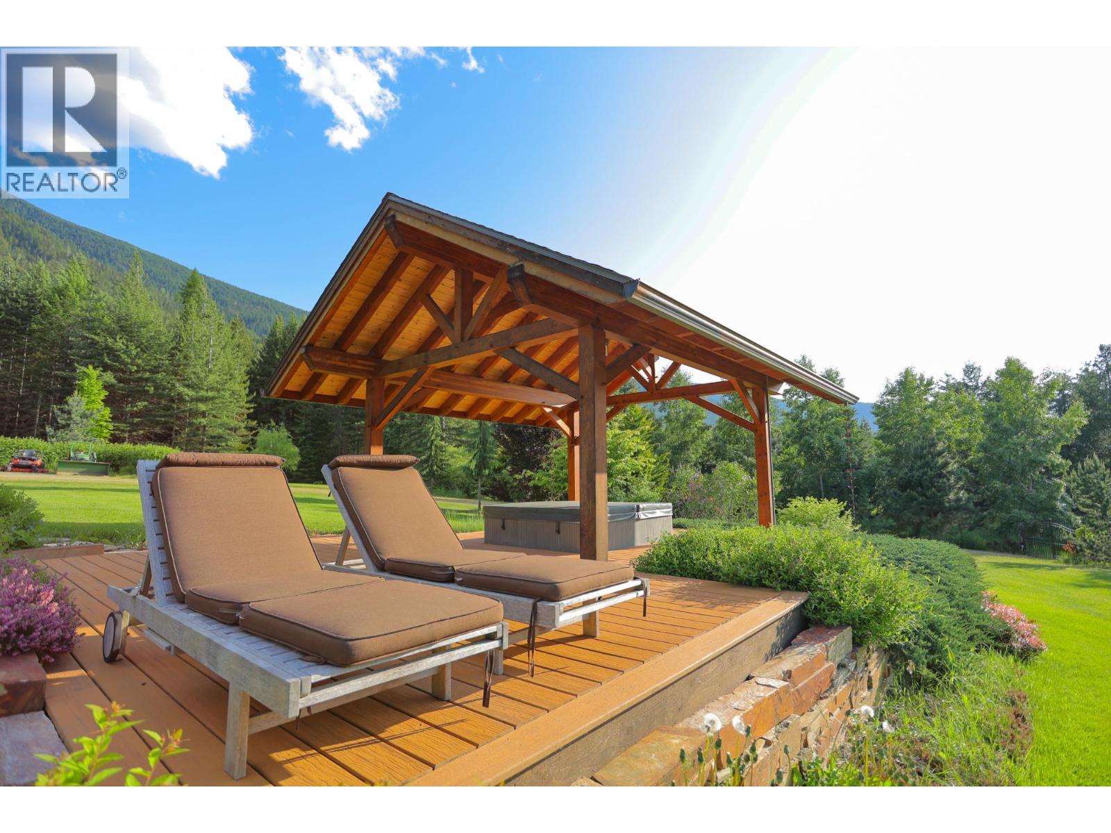 6890 Harrop-Procter Road, Harrop, British Columbia  V1L 6R2 - Photo 29 - 10339364