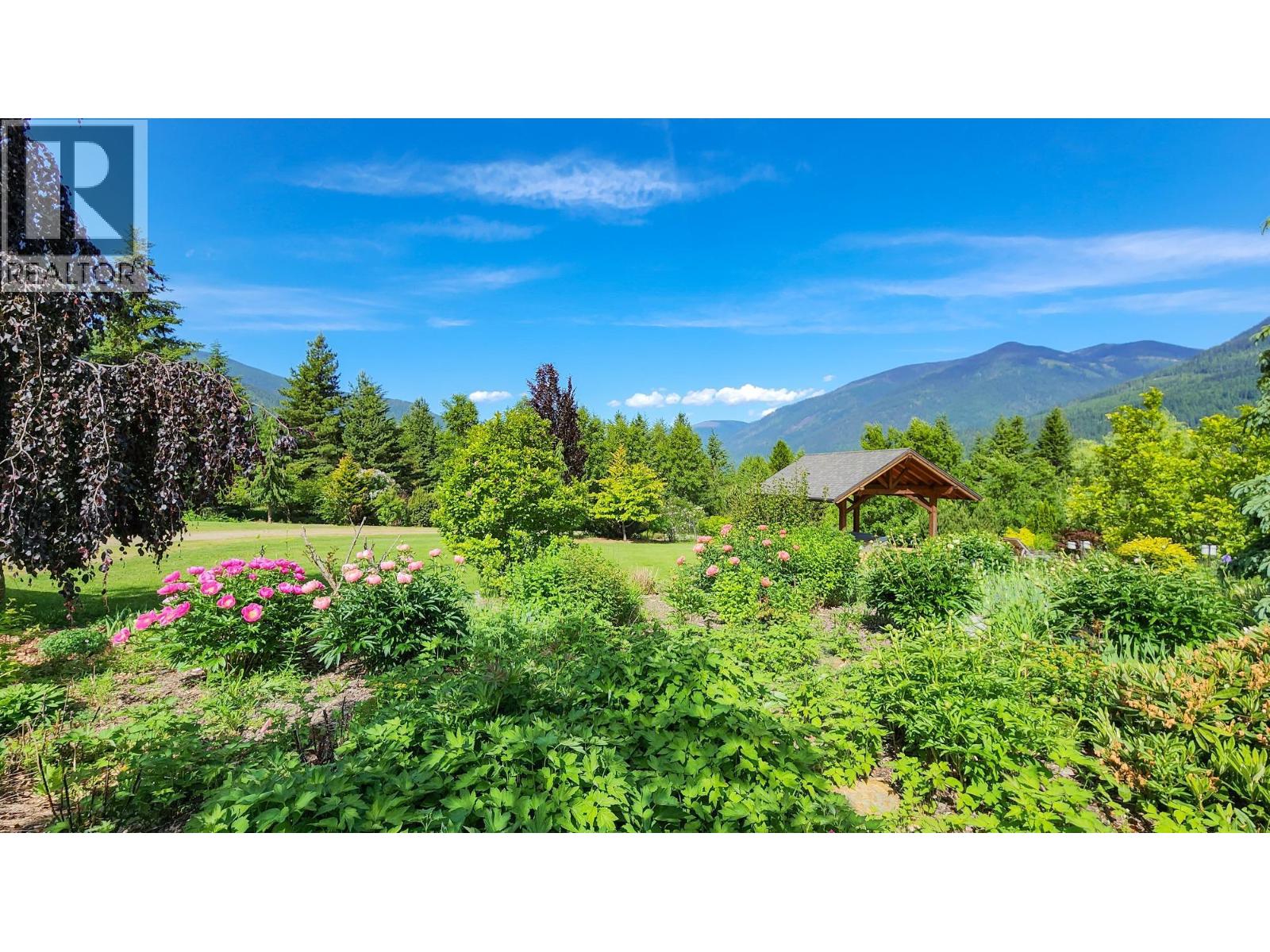 6890 Harrop-Procter Road, Harrop, British Columbia  V1L 6R2 - Photo 45 - 10339364