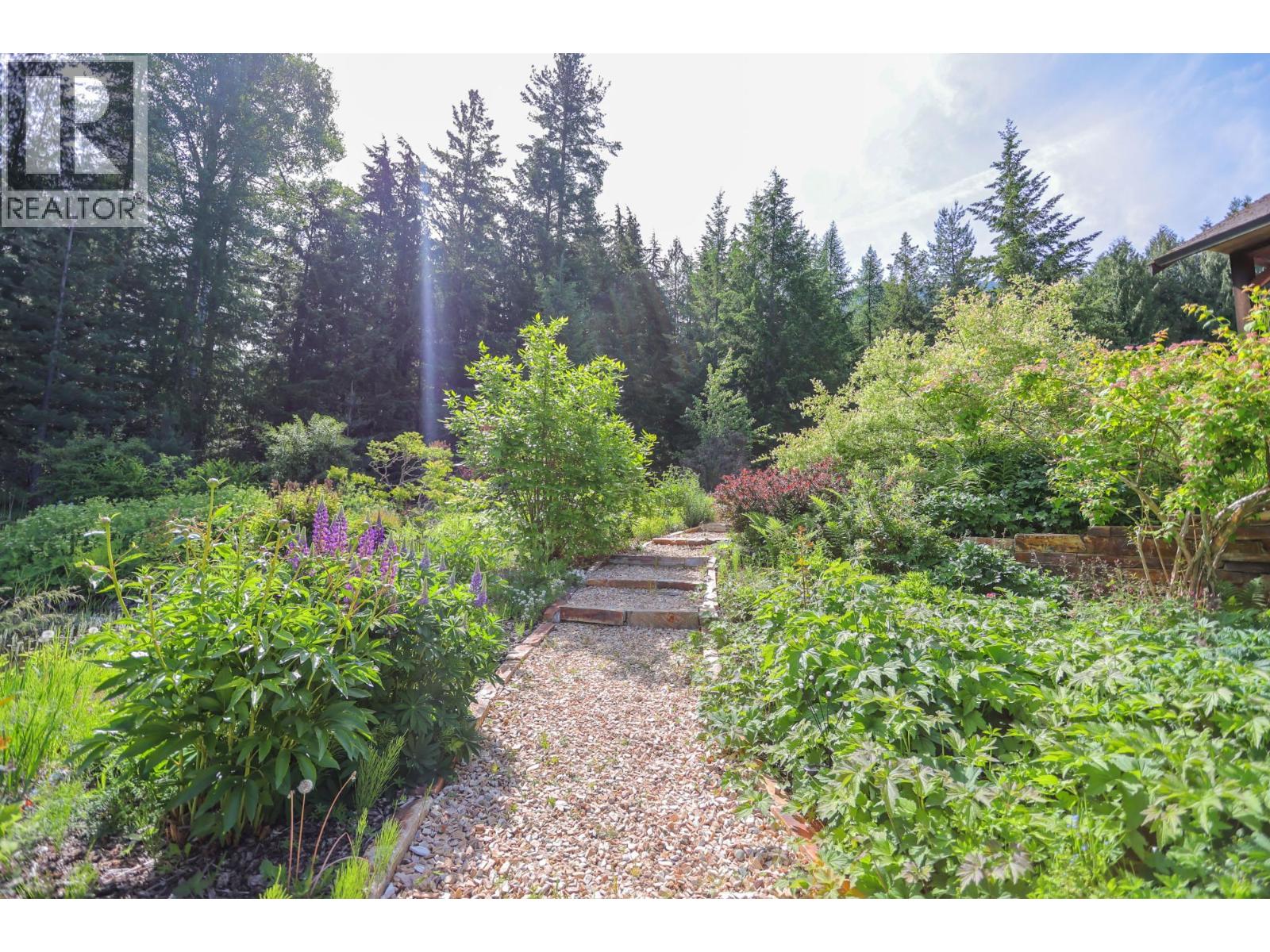 6890 Harrop-Procter Road, Harrop, British Columbia  V1L 6R2 - Photo 48 - 10339364