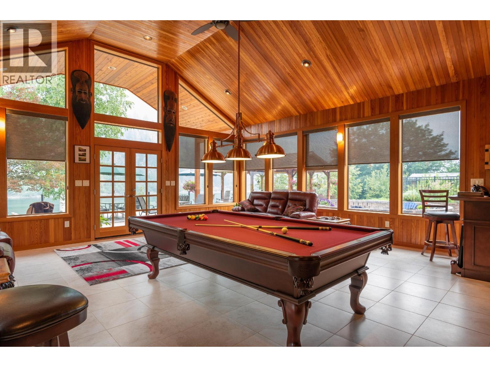 906 James Road, Shoreacres, British Columbia  V1N 4P8 - Photo 68 - 10342950