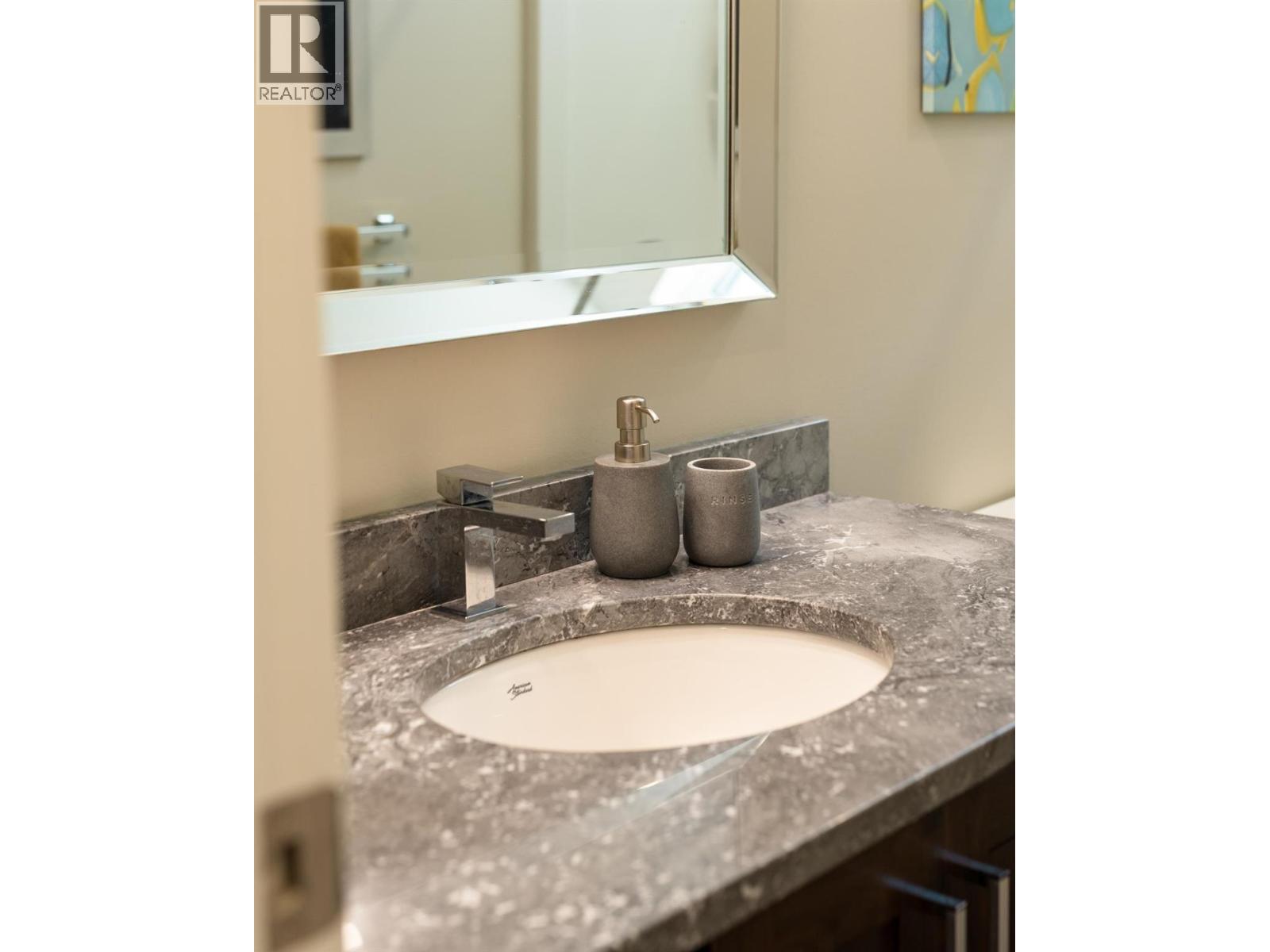 1500 Holland Street, Nelson, British Columbia  V1L 3E2 - Photo 33 - 10343855