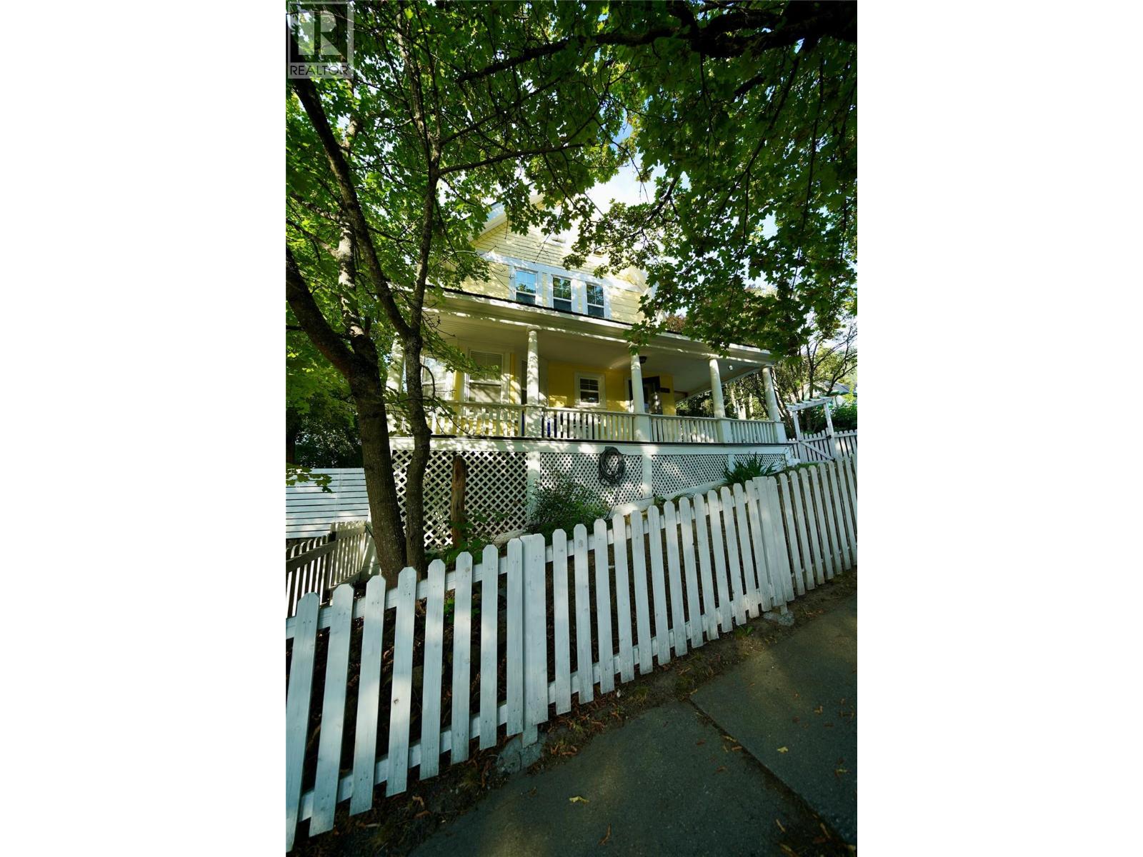 723 Hendryx Street, Nelson, British Columbia  V1L 2B1 - Photo 88 - 10330571