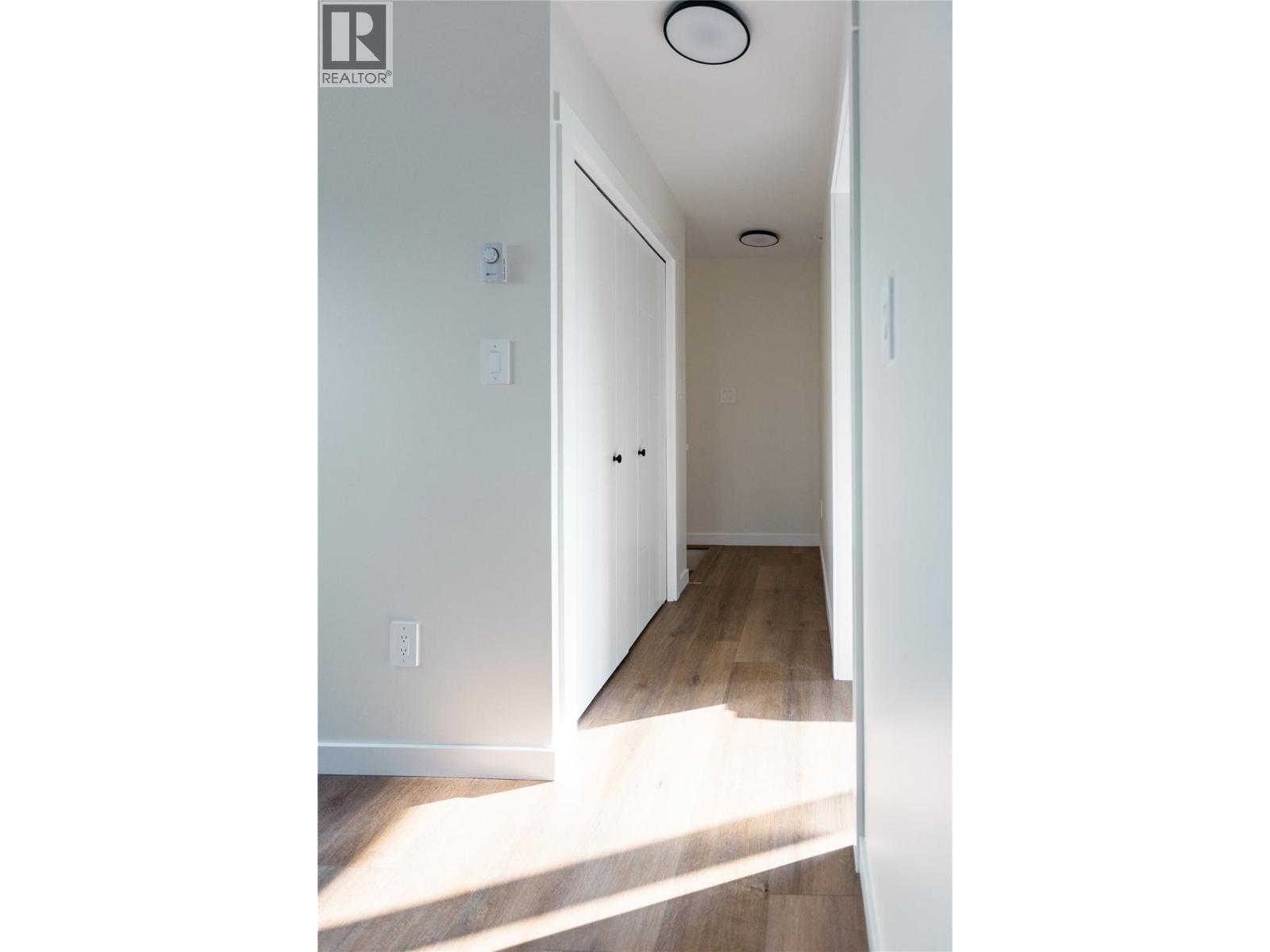 920 Front Street Unit# B, Nelson, British Columbia  V1L 4C2 - Photo 35 - 10350411