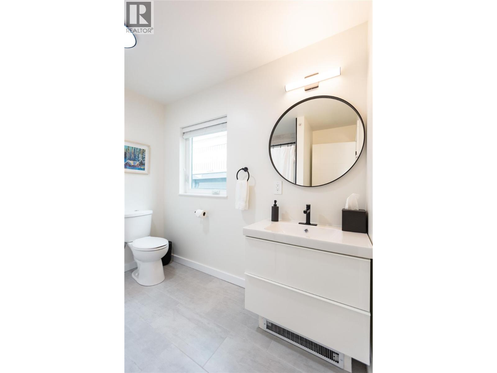 920 Front Street Unit# B, Nelson, British Columbia  V1L 4C2 - Photo 32 - 10350411