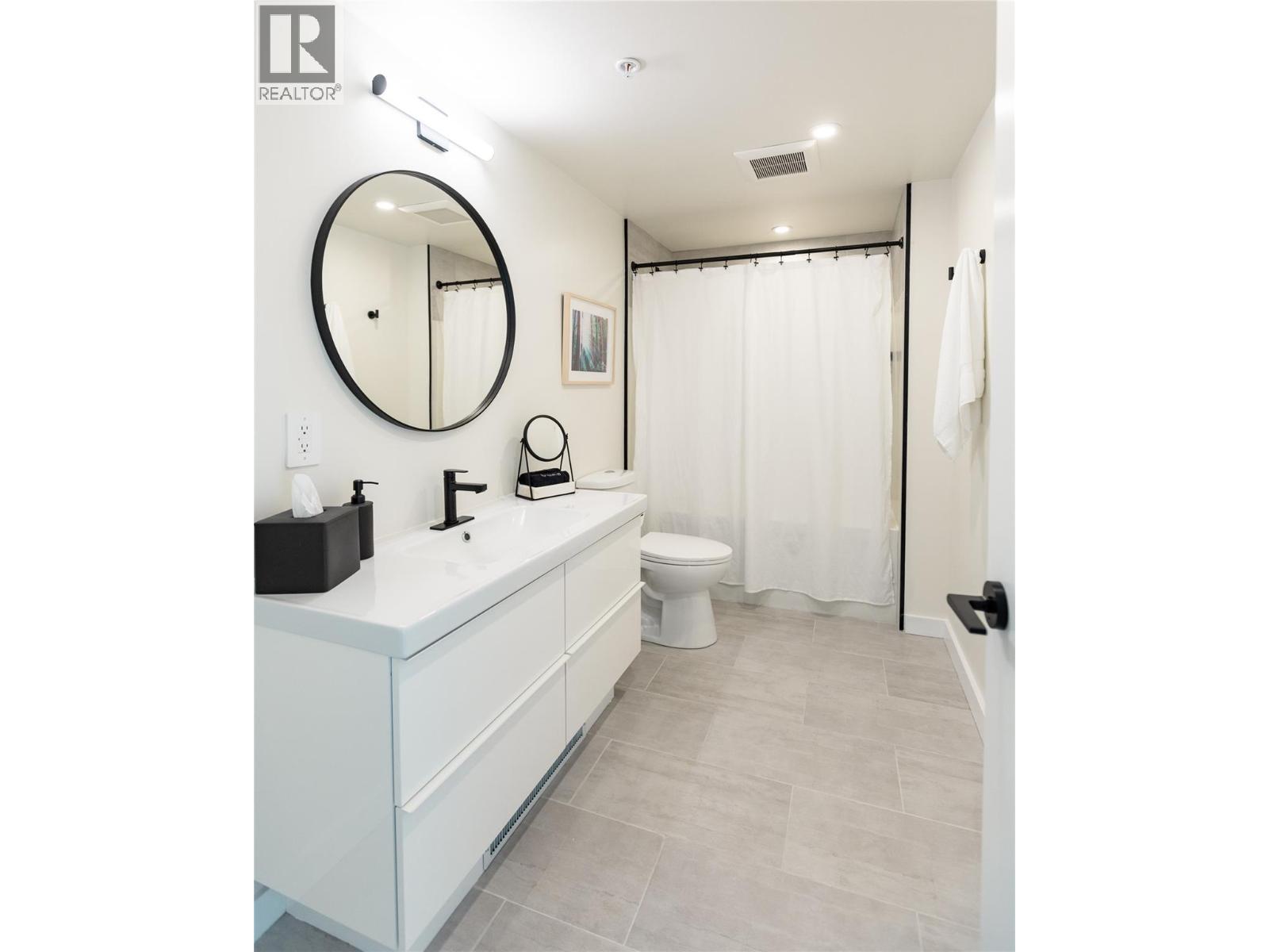 920 Front Street Unit# B, Nelson, British Columbia  V1L 4C2 - Photo 51 - 10350411