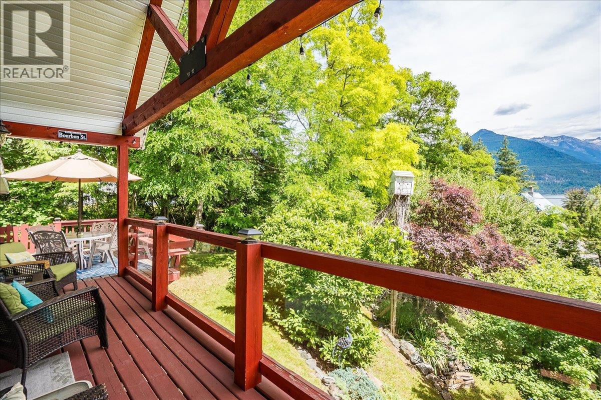 5529 Highway 31, Mirror Lake, British Columbia  V0G 1M0 - Photo 17 - 10355136