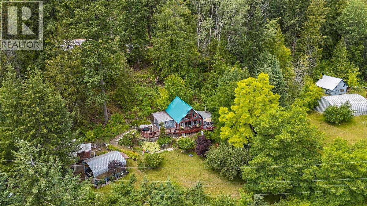 5529 Highway 31, Mirror Lake, British Columbia  V0G 1M0 - Photo 5 - 10355136