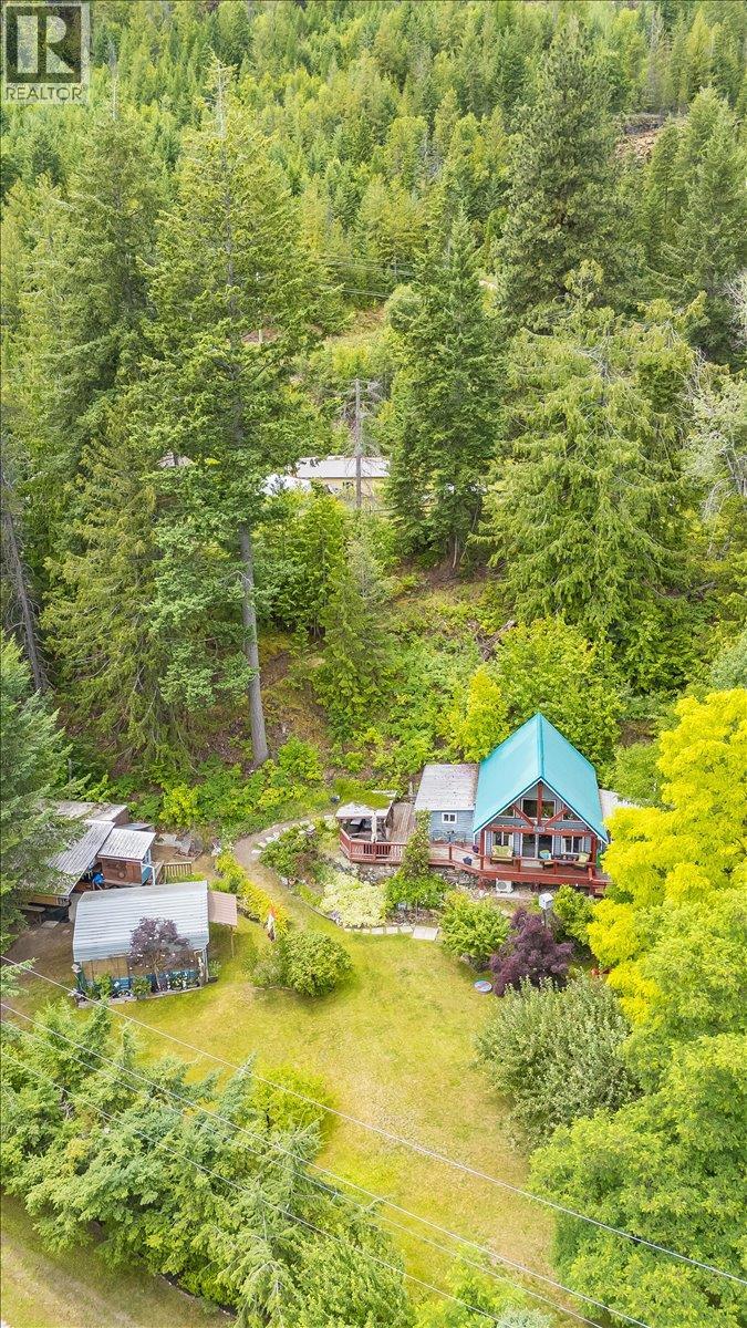 5529 Highway 31, Mirror Lake, British Columbia  V0G 1M0 - Photo 10 - 10355136