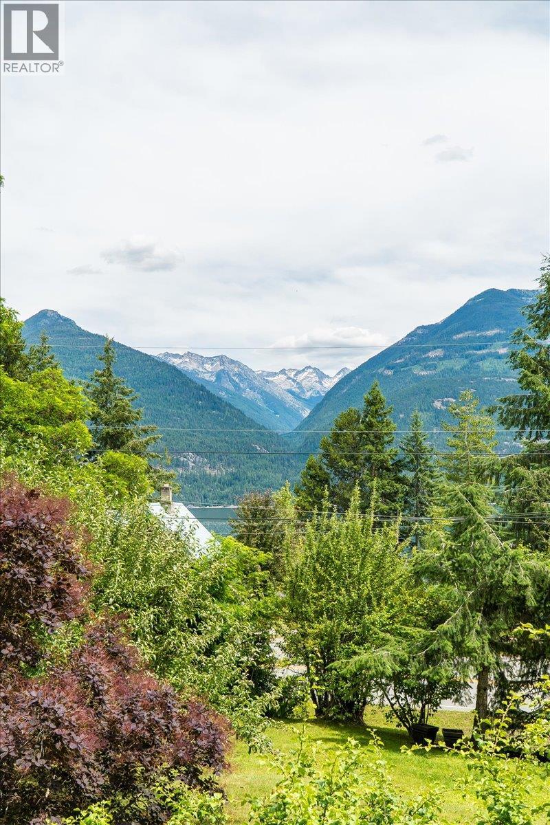 5529 Highway 31, Mirror Lake, British Columbia  V0G 1M0 - Photo 58 - 10355136