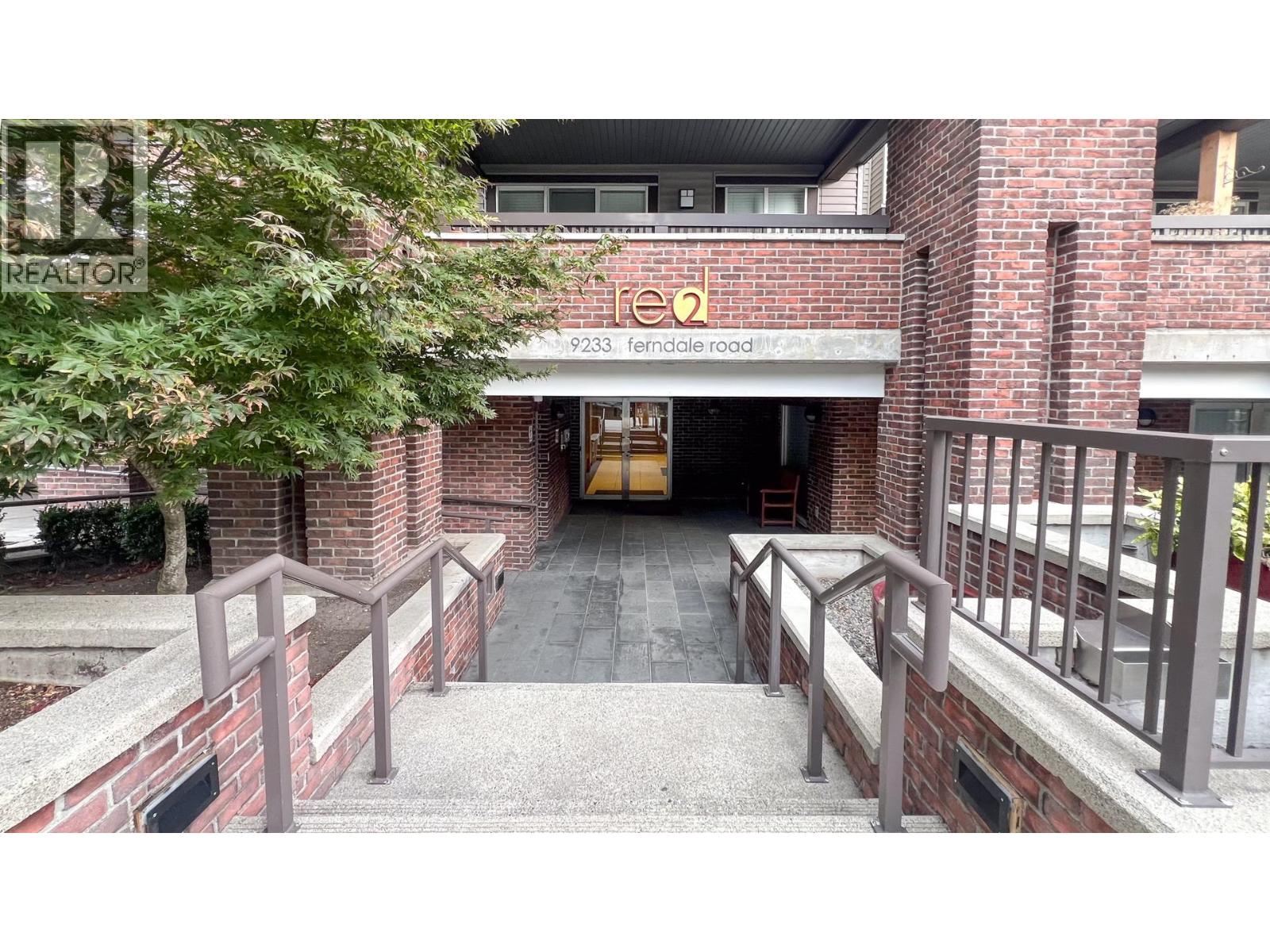 220 9233 Ferndale Road, Richmond, British Columbia  V6Y 0B8 - Photo 2 - R3043373