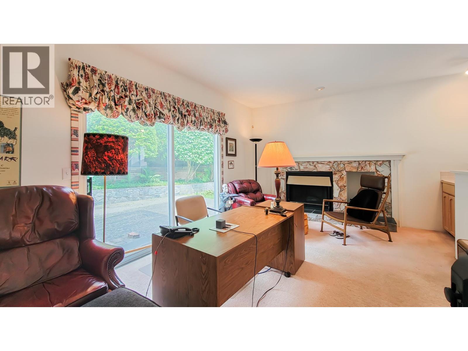 1406 Vistaview Court, Coquitlam, British Columbia  V3E 2P3 - Photo 11 - R3043065