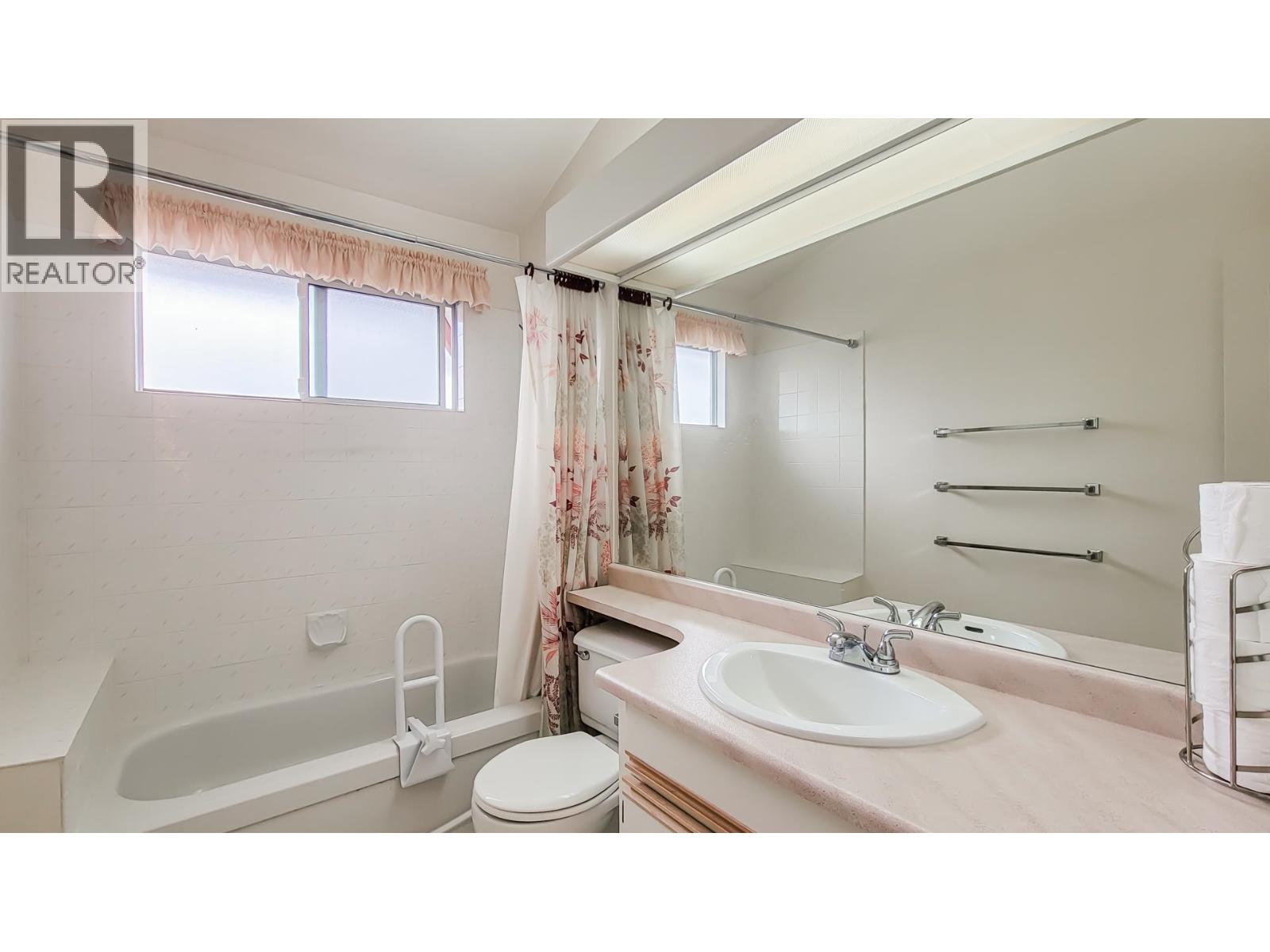 1406 Vistaview Court, Coquitlam, British Columbia  V3E 2P3 - Photo 33 - R3043065