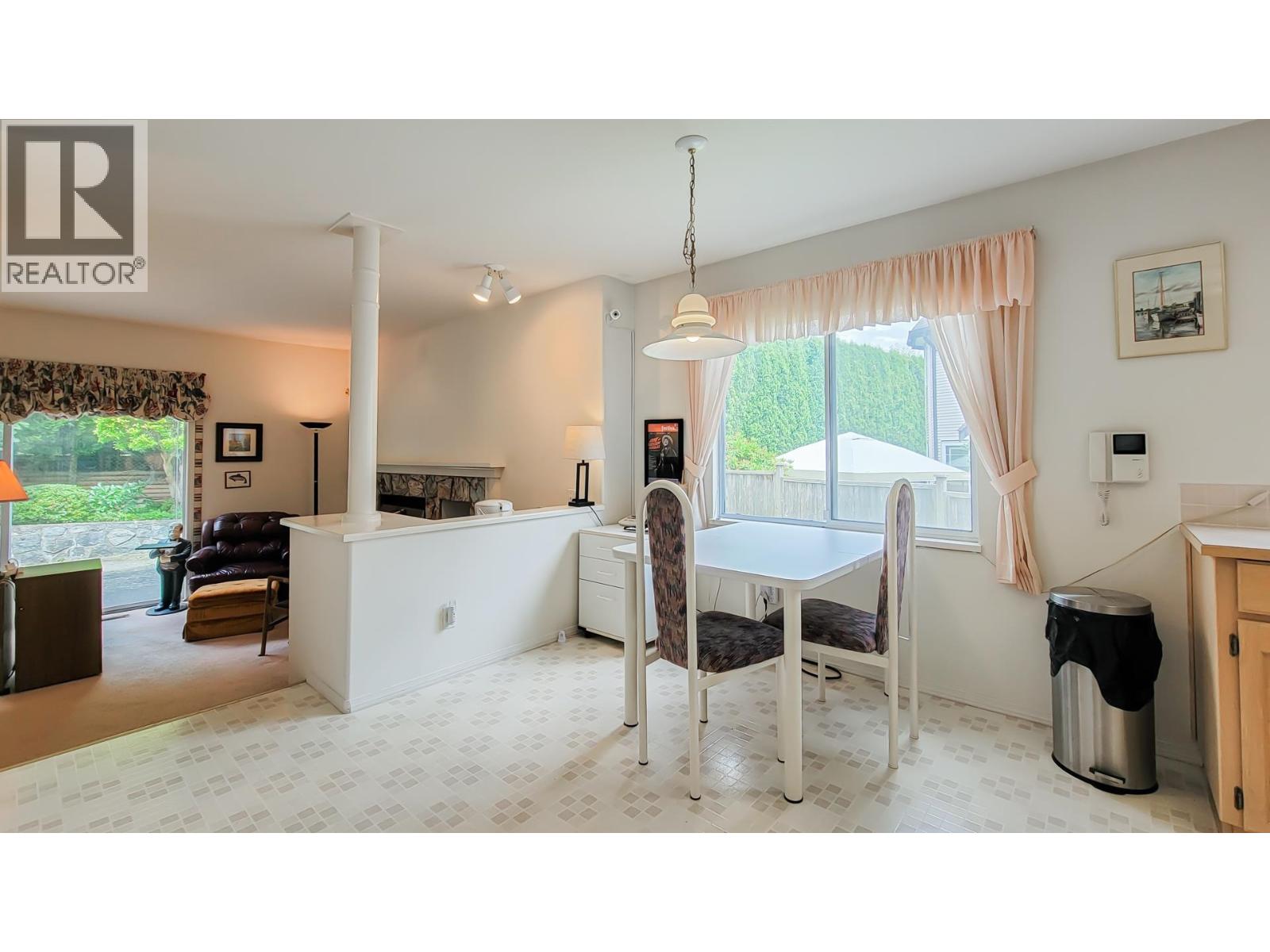 1406 Vistaview Court, Coquitlam, British Columbia  V3E 2P3 - Photo 13 - R3043065