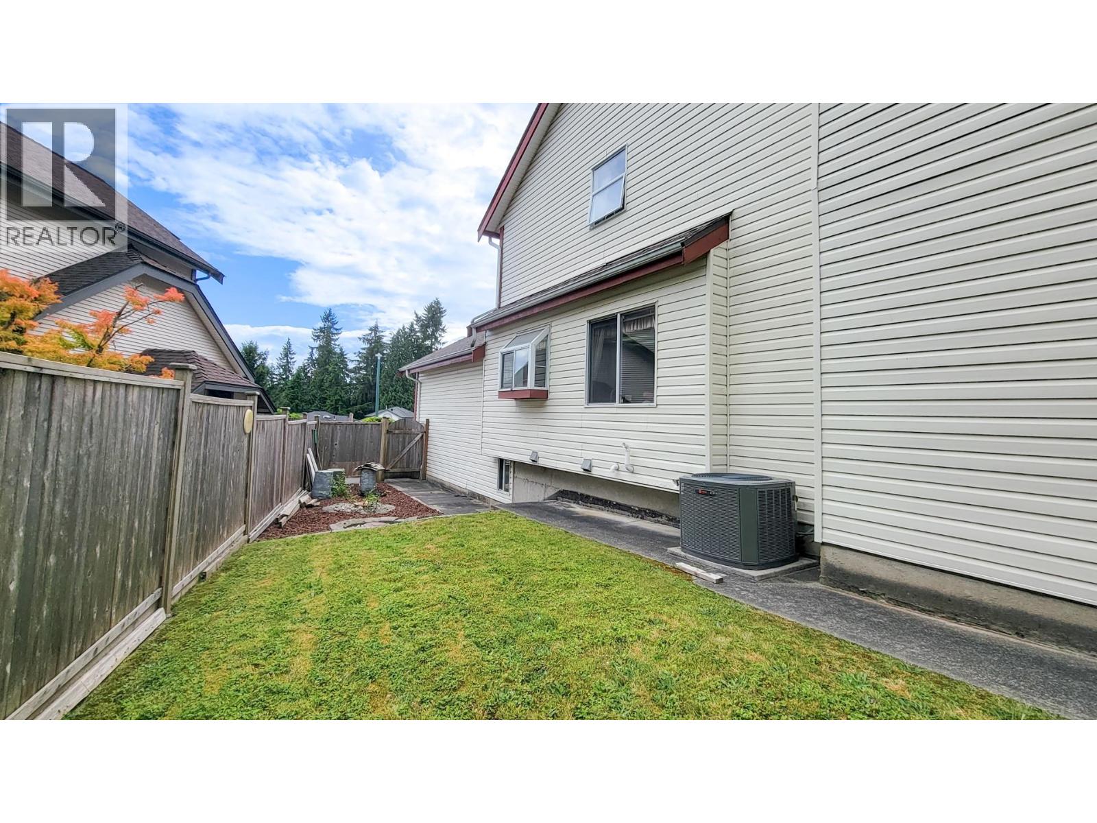 1406 Vistaview Court, Coquitlam, British Columbia  V3E 2P3 - Photo 34 - R3043065