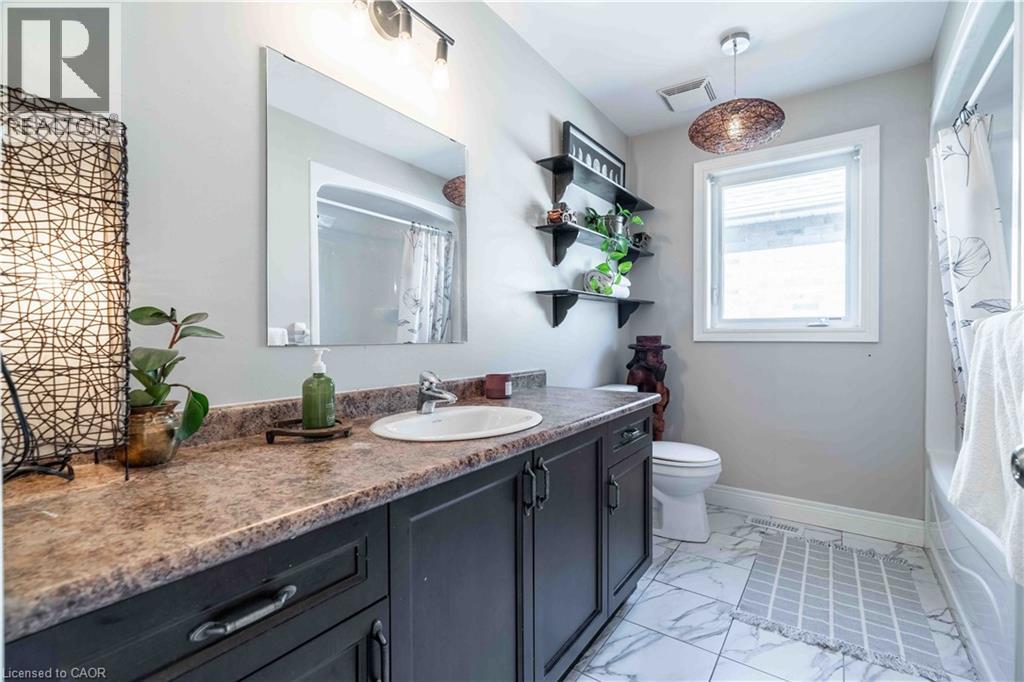 95 Greti Drive, Hamilton, Ontario  L9B 0E3 - Photo 28 - 40765553