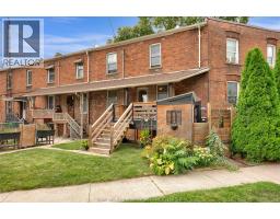 154 Grand AVENUE East