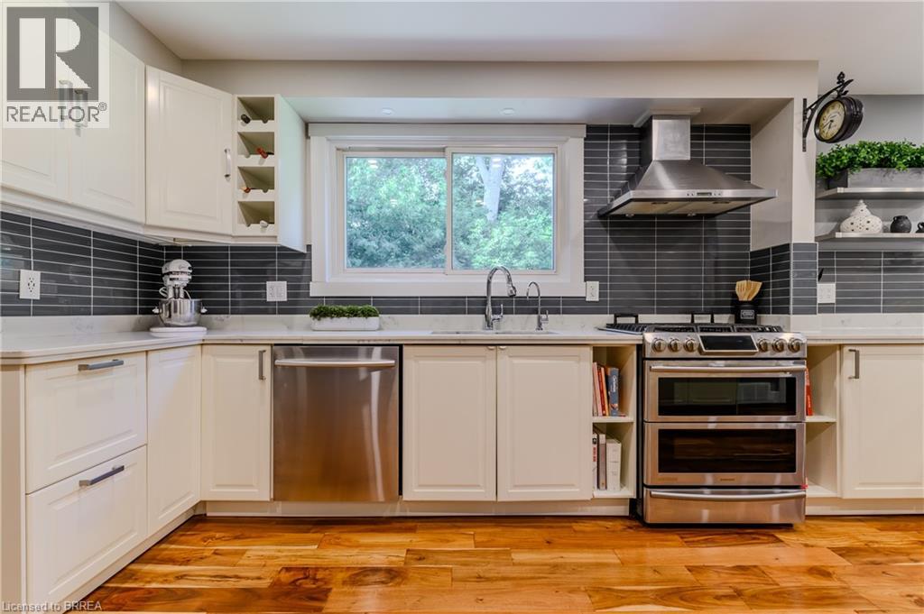 63 Veevers Drive, Hamilton, Ontario  L8K 5P6 - Photo 8 - 40765377