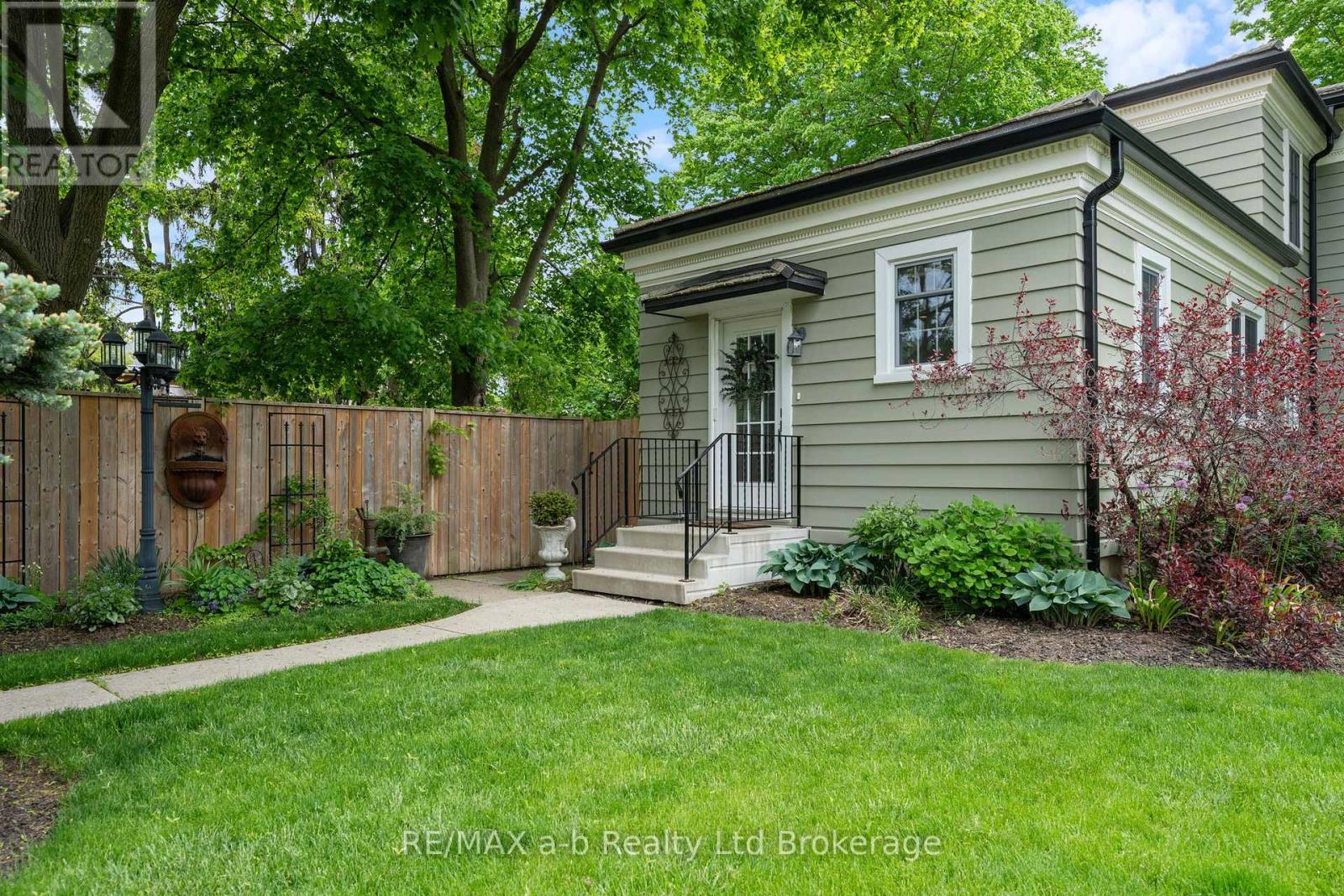 74 Centre Street, Aylmer, Ontario  N5H 2G5 - Photo 37 - X12379594