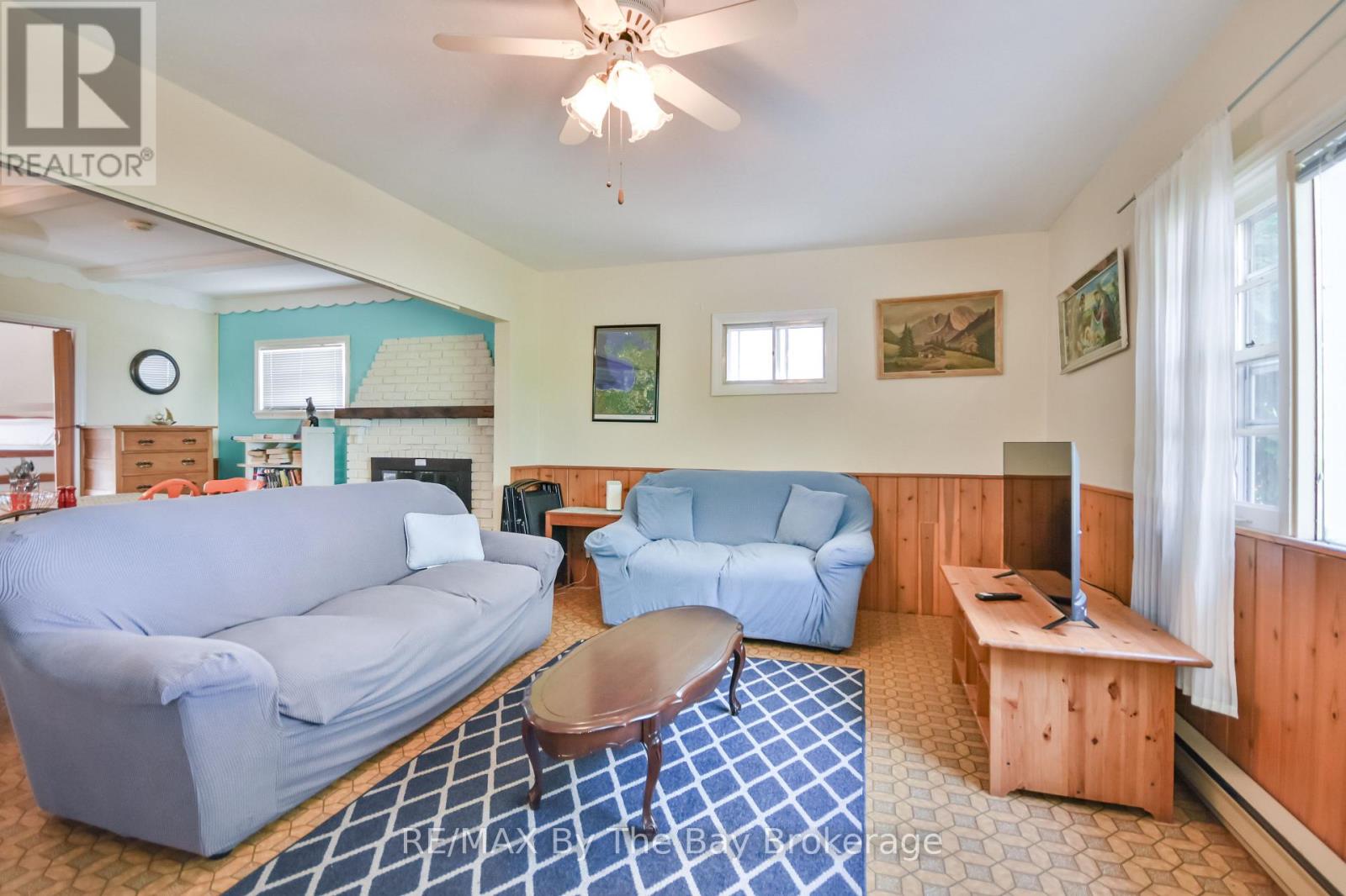 762 Eastdale Drive, Wasaga Beach, Ontario  L9Z 2R2 - Photo 9 - S12379620