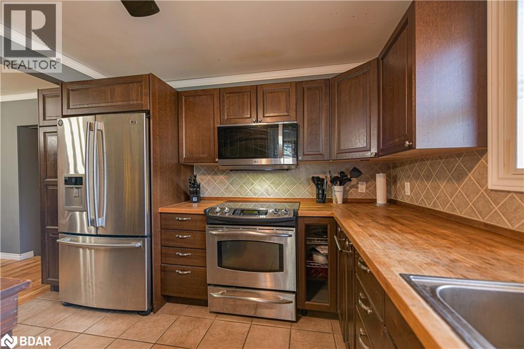3323 Park Road Road, Cumberland Beach, Ontario  L3V 0V9 - Photo 23 - 40765882
