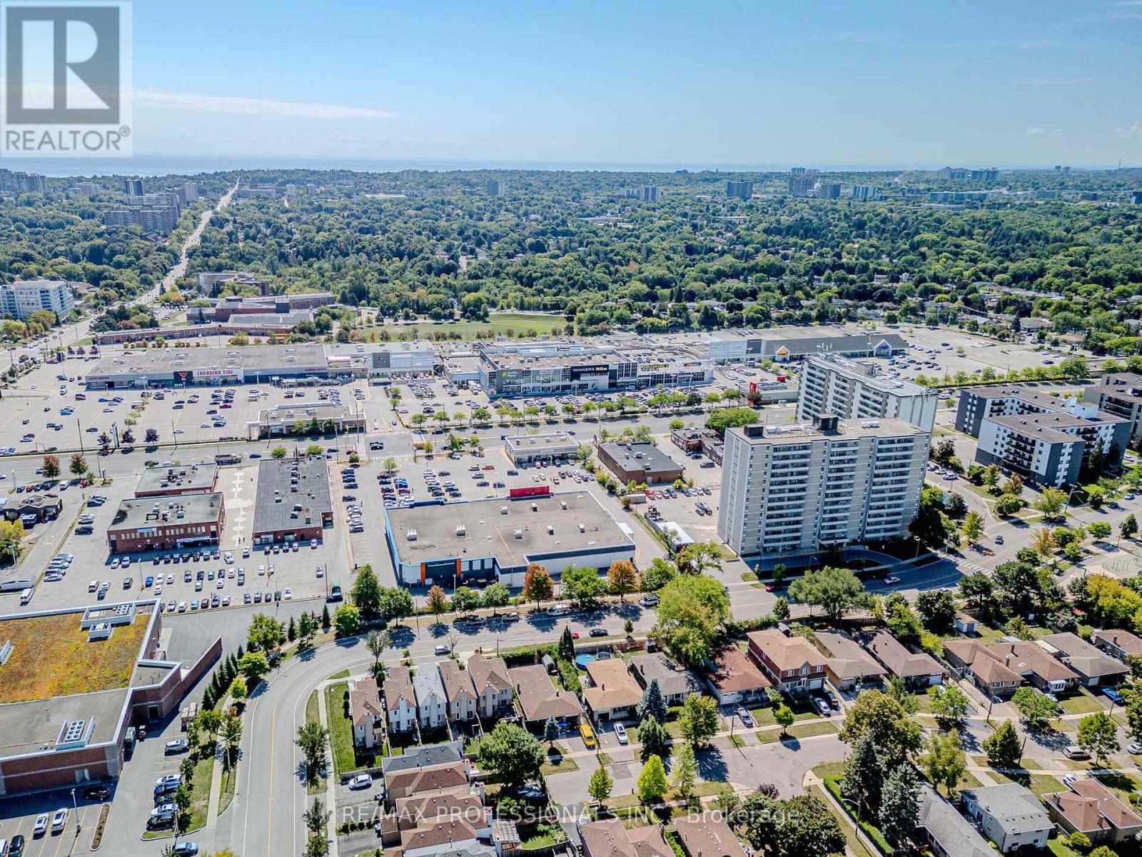 72 Painted Post Drive, Toronto (Woburn), Ontario  M1H 1T2 - Photo 38 - E12378424