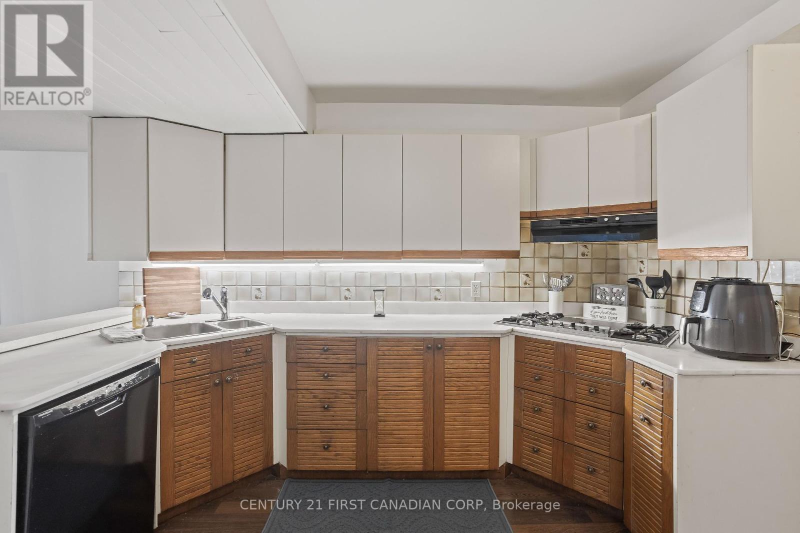 384 Briarhill Avenue, London East, Ontario  N5Y 1N9 - Photo 15 - X12379596