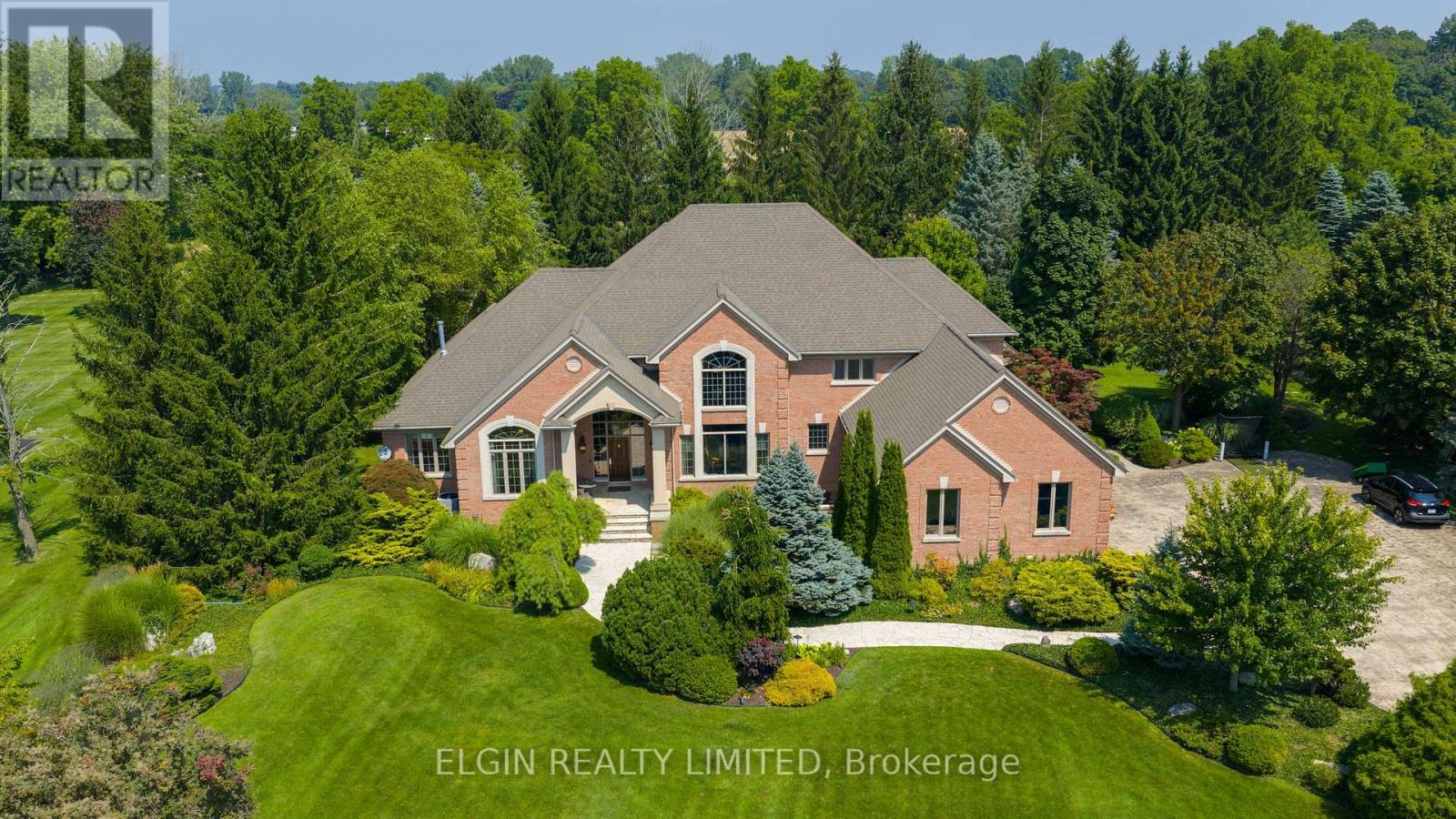 42672 Meadow Wood Lane, Central Elgin, Ontario  N0L 2L0 - Photo 1 - X12379640