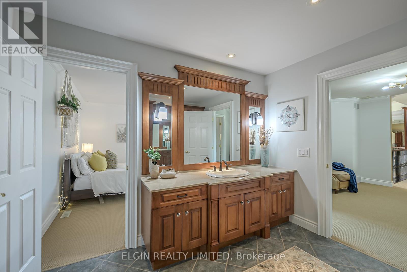 42672 Meadow Wood Lane, Central Elgin, Ontario  N0L 2L0 - Photo 43 - X12379640