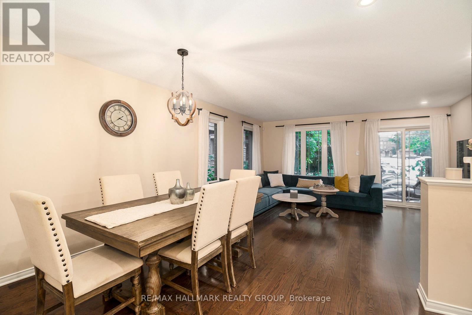 17 - 170 Den Haag Drive, Ottawa, Ontario  K1K 2V7 - Photo 10 - X12379601