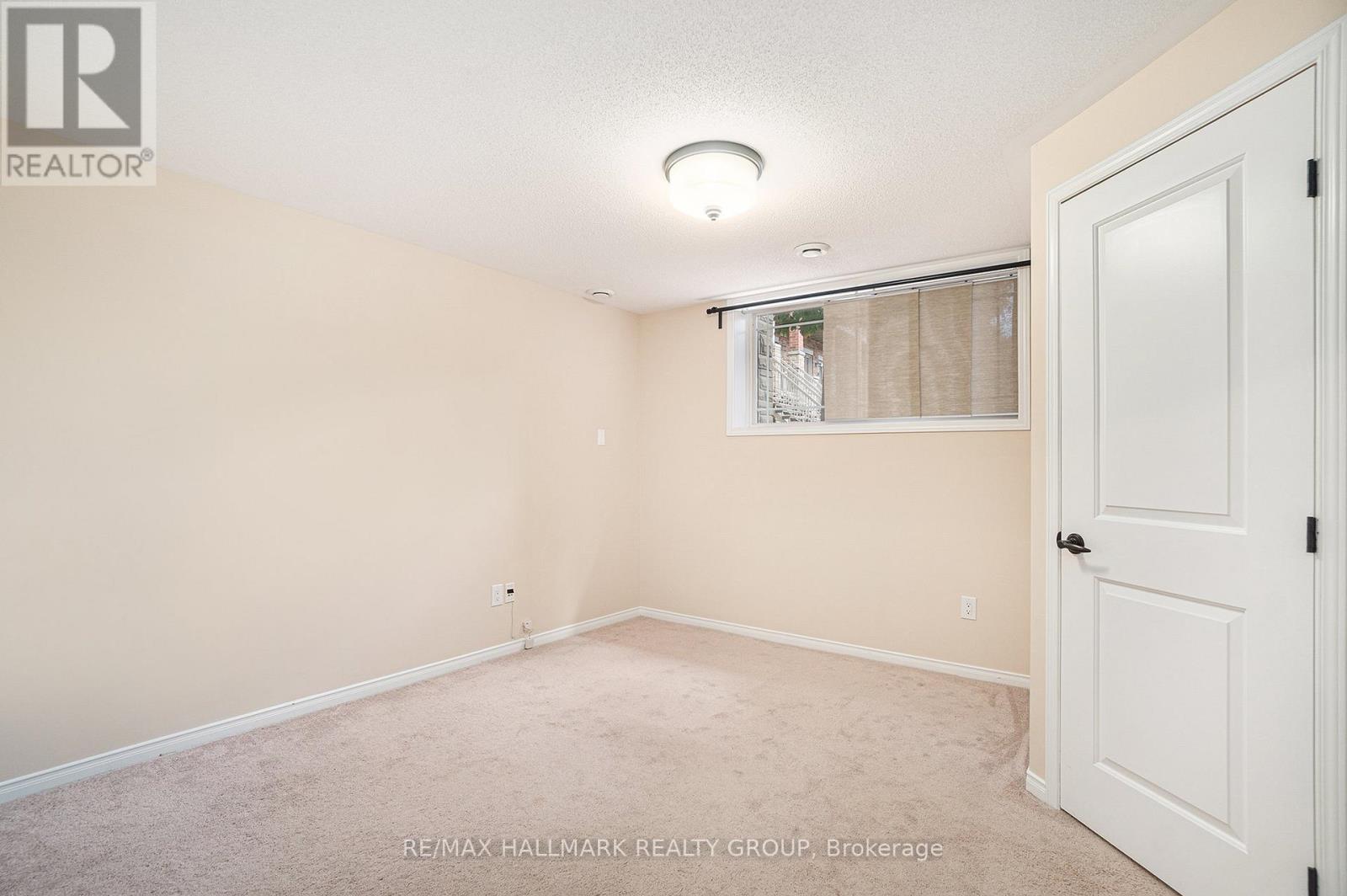 17 - 170 Den Haag Drive, Ottawa, Ontario  K1K 2V7 - Photo 20 - X12379601