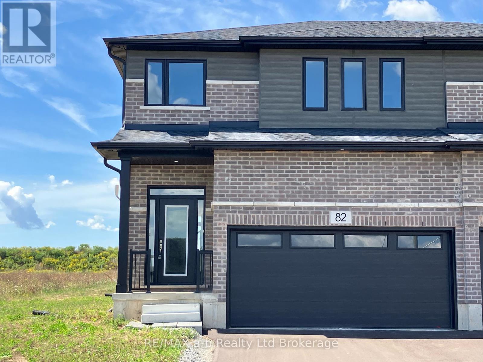 82 Cayley Street, Norwich, Ontario  N0J 1P0 - Photo 1 - X12379644