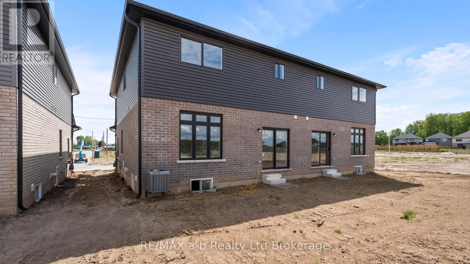 82 Cayley Street, Norwich, Ontario  N0J 1P0 - Photo 26 - X12379644