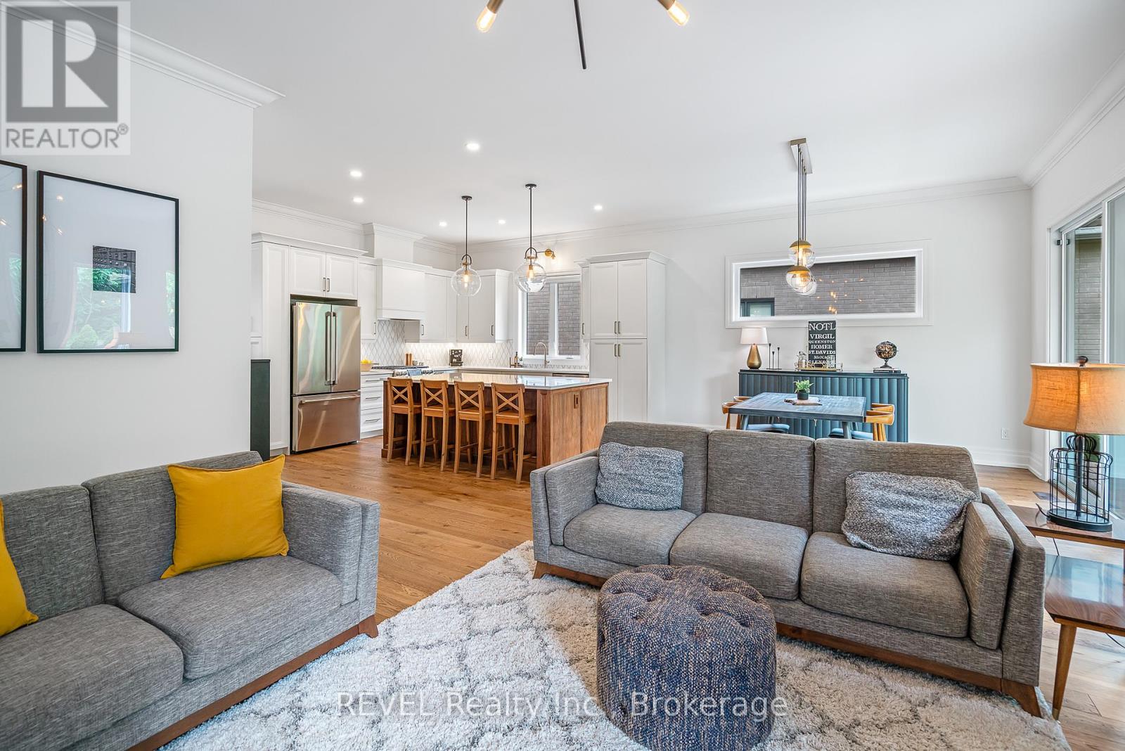 7 Fedorkow Lane, Niagara-On-The-Lake, Ontario  L0S 1J1 - Photo 18 - X12379602