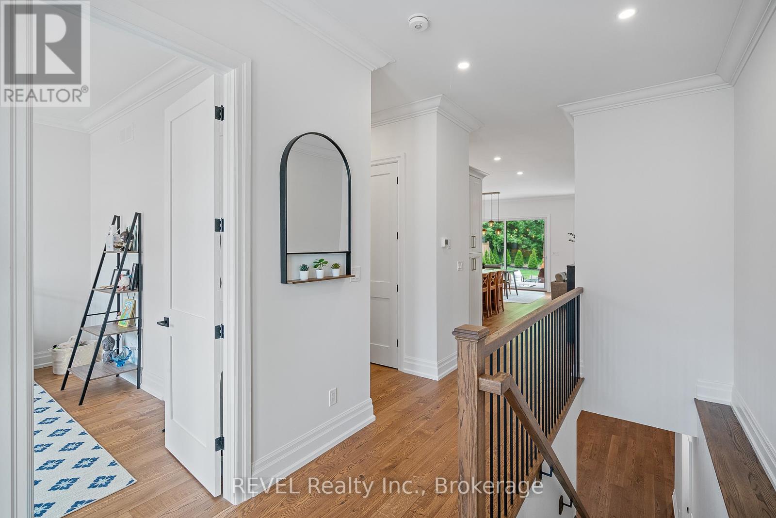 7 Fedorkow Lane, Niagara-On-The-Lake, Ontario  L0S 1J1 - Photo 4 - X12379602