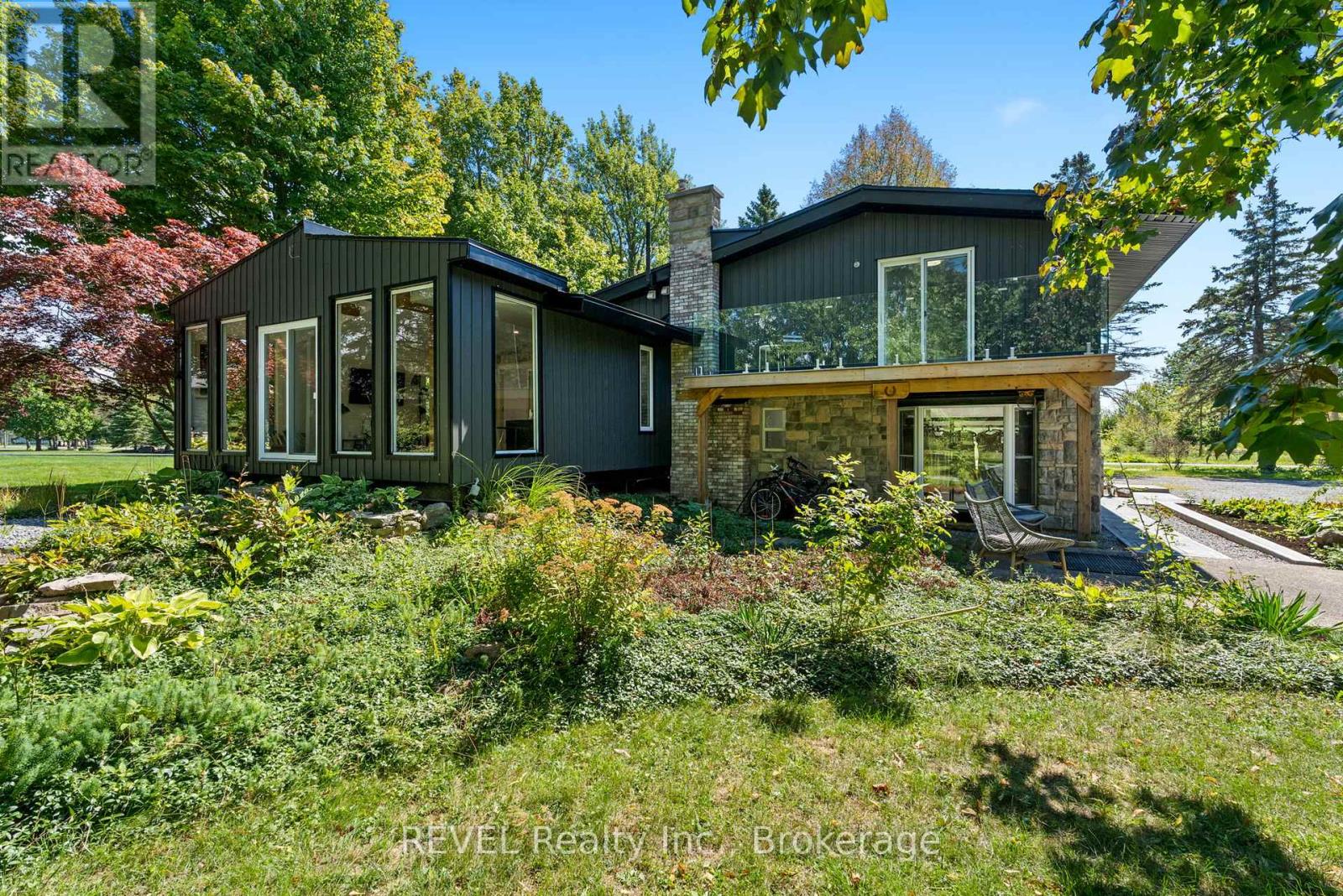 1546 Nigh Road, Fort Erie, Ontario  L2A 5M4 - Photo 34 - X12379617