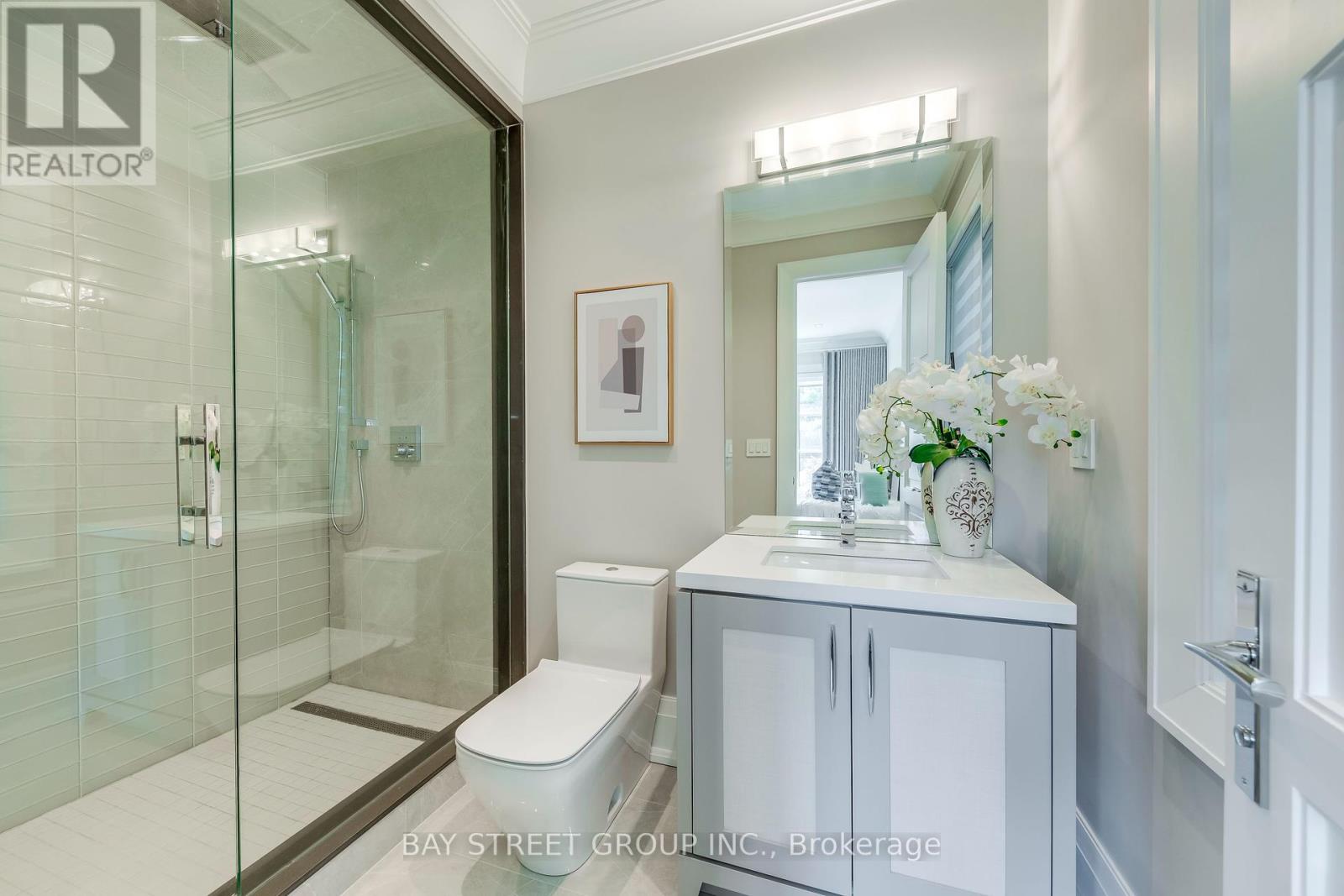 38 Kirk Drive, Markham, Ontario  L3T 3L1 - Photo 34 - N12379583