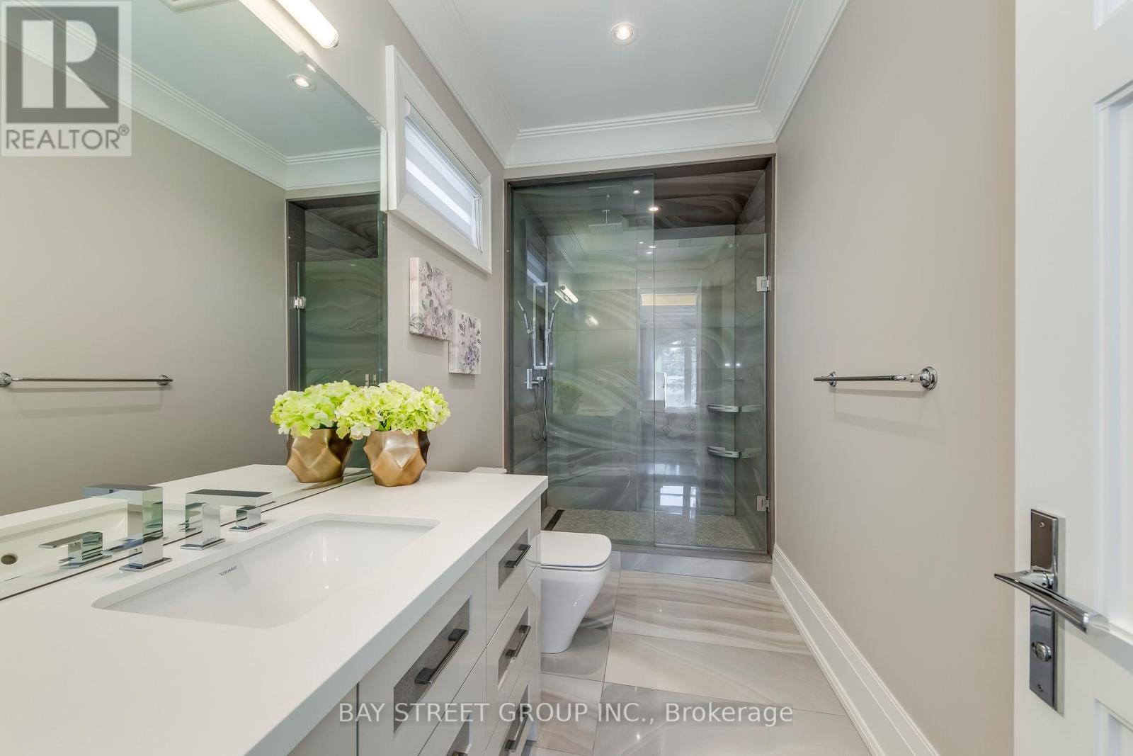 38 Kirk Drive, Markham, Ontario  L3T 3L1 - Photo 36 - N12379583