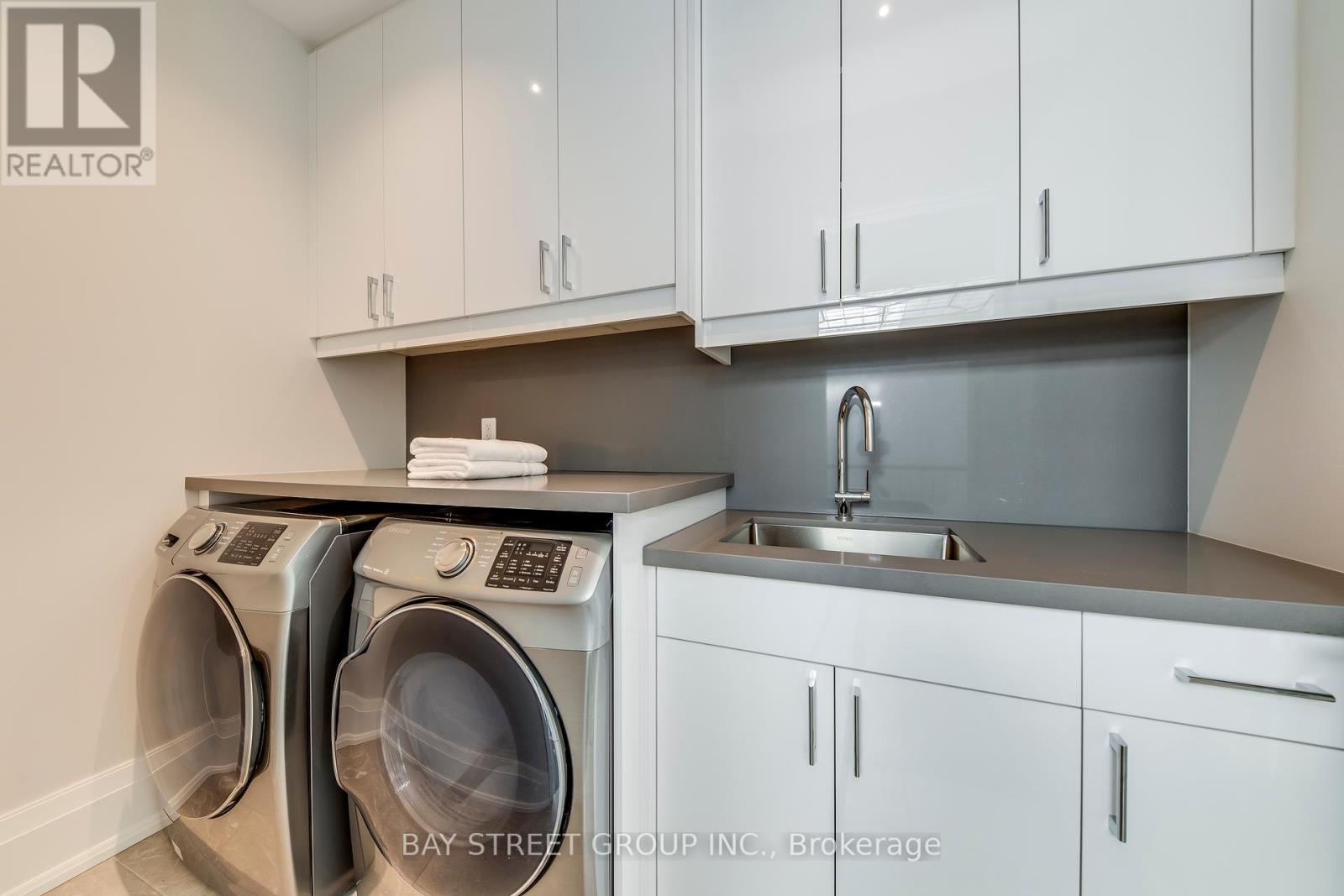 38 Kirk Drive, Markham, Ontario  L3T 3L1 - Photo 37 - N12379583
