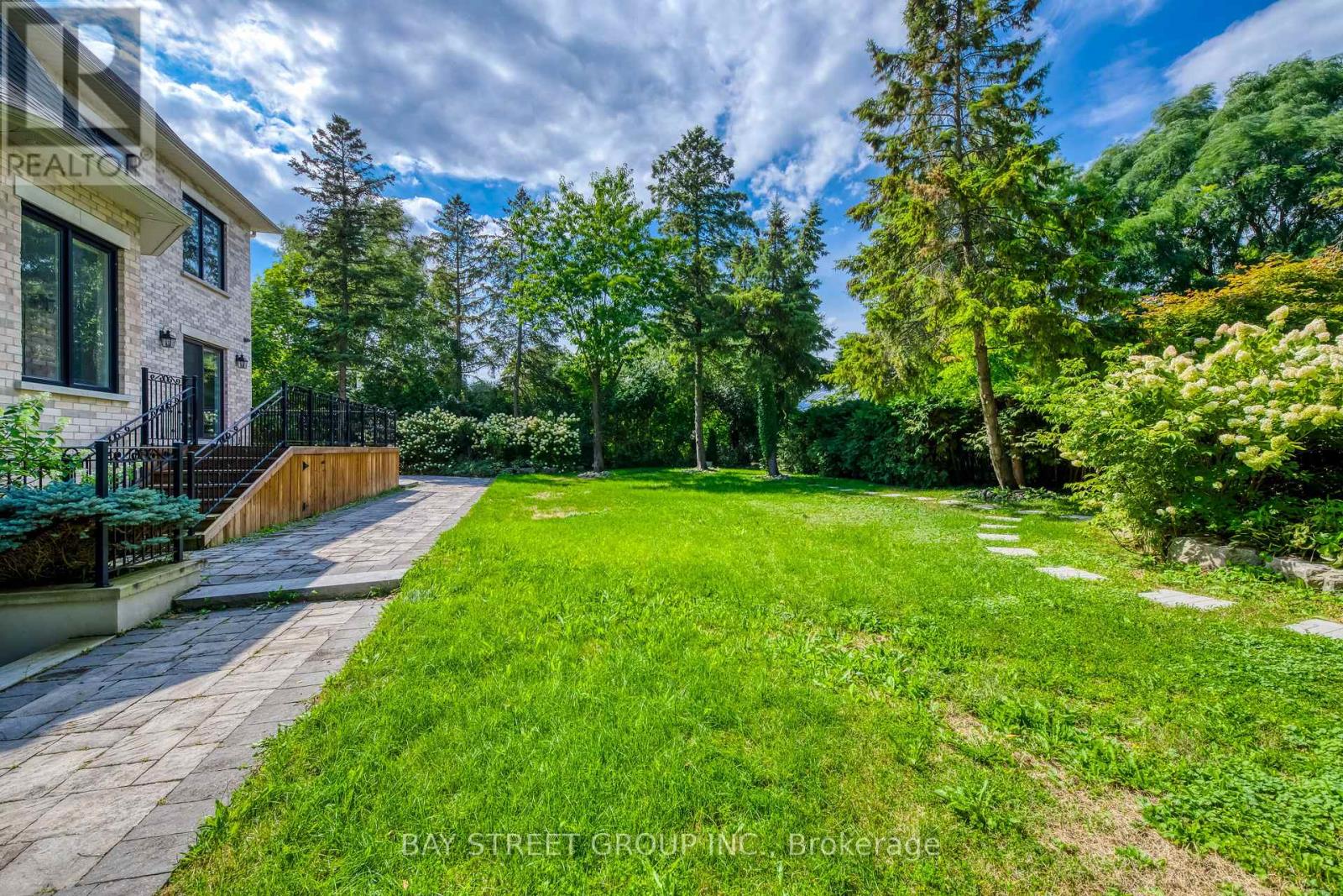 38 Kirk Drive, Markham, Ontario  L3T 3L1 - Photo 48 - N12379583