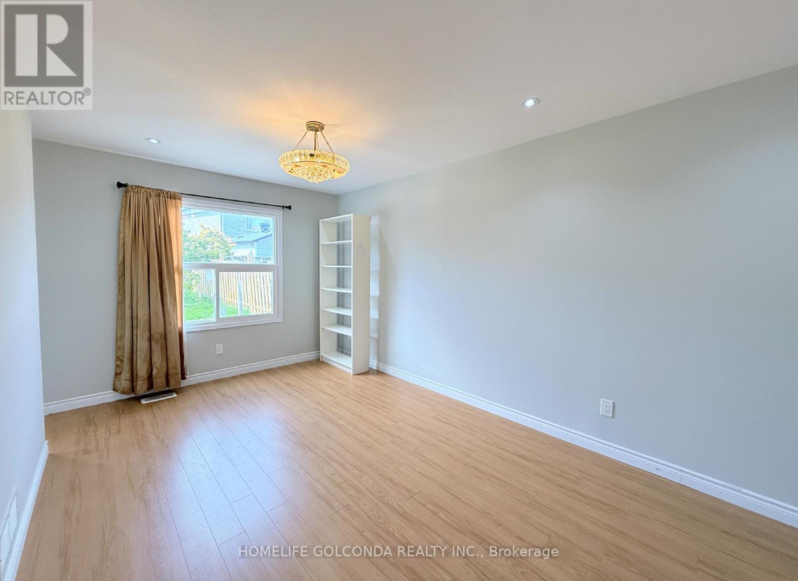 166 Hillcroft Drive, Markham, Ontario  L3S 1E8 - Photo 7 - N12379590