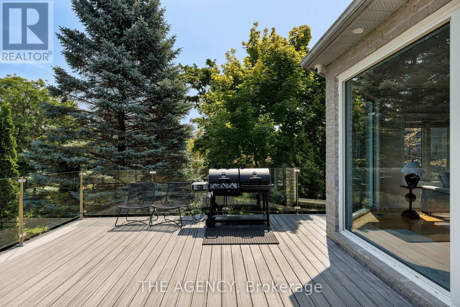 Property at 703 MADELINE HEIGHTS image 3